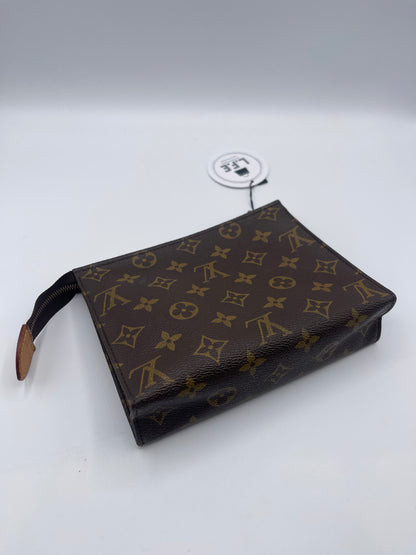 Louis Vuitton - Pochette accessoires Monogramme