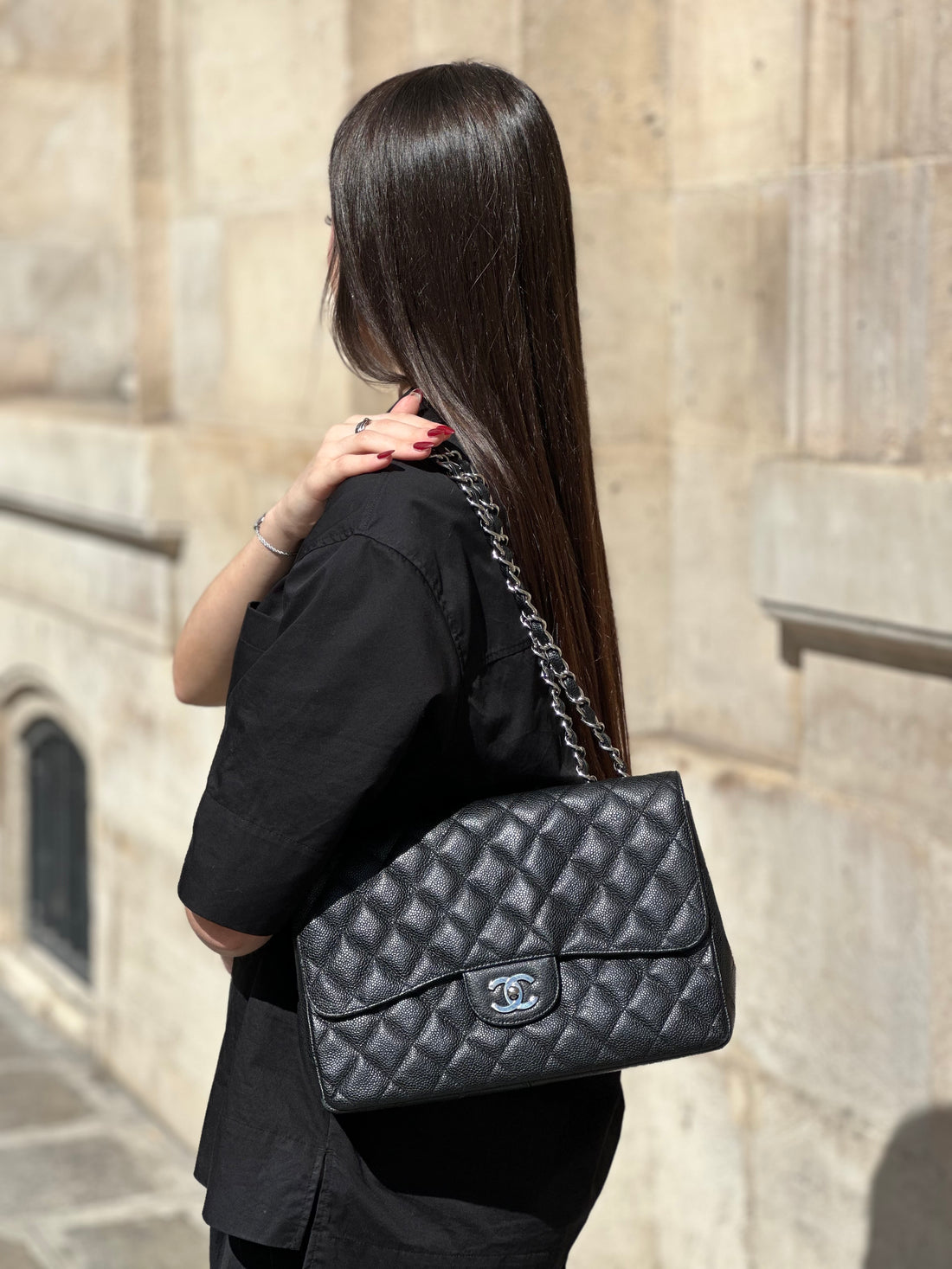 Borsa nera Jumbo di Chanel