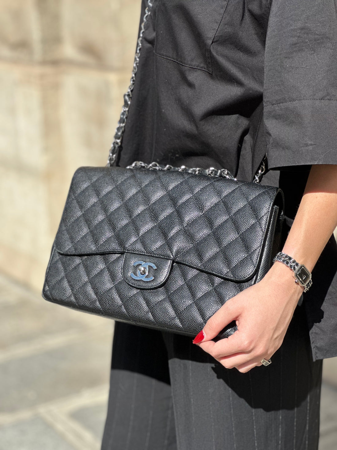 Borsa nera Jumbo di Chanel