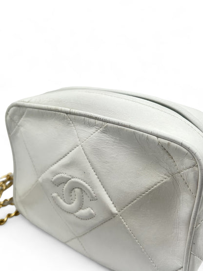 Chanel - Sac camera cuir lisse