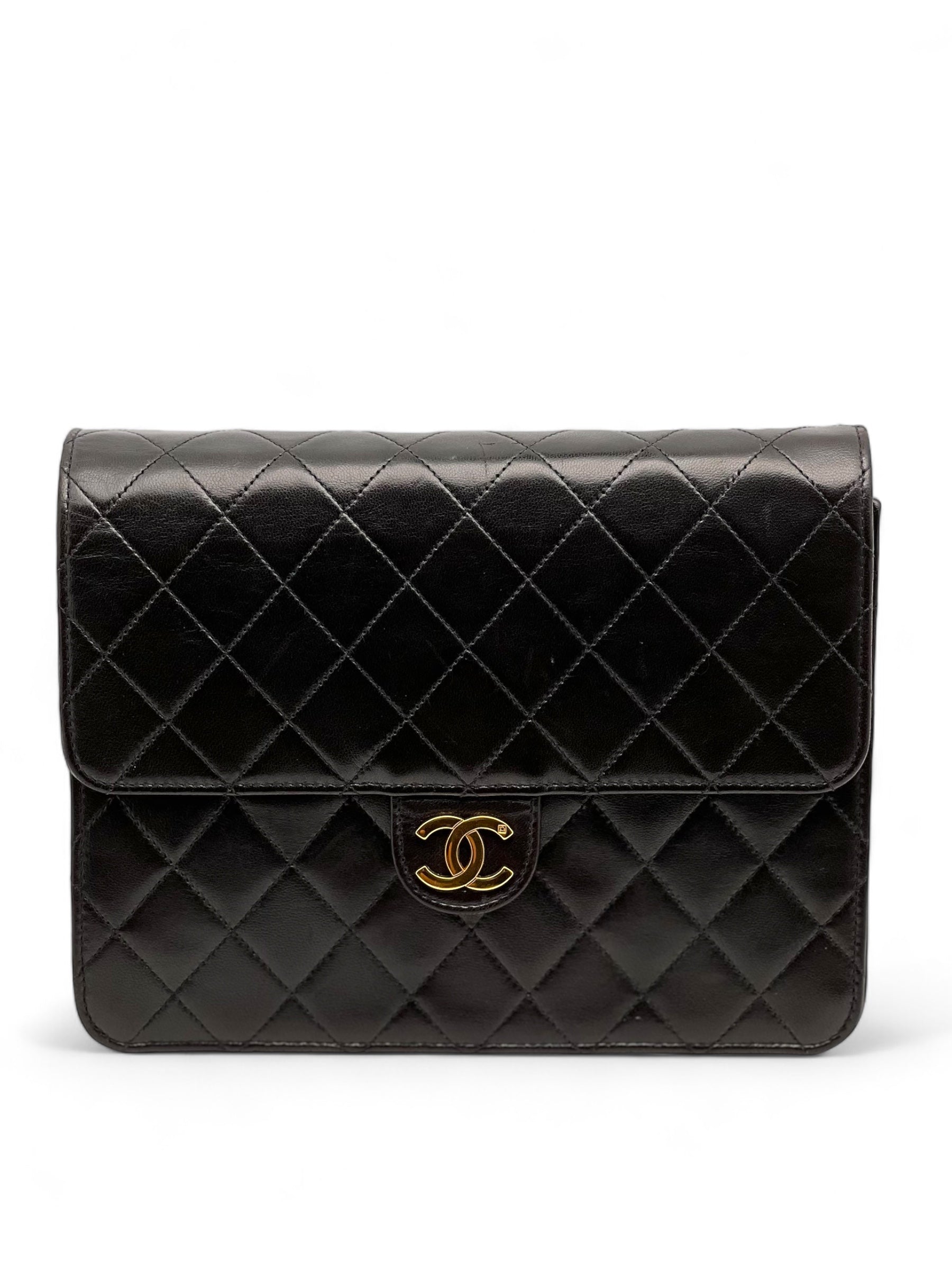 Chanel - Sac cuir matelassé vintage