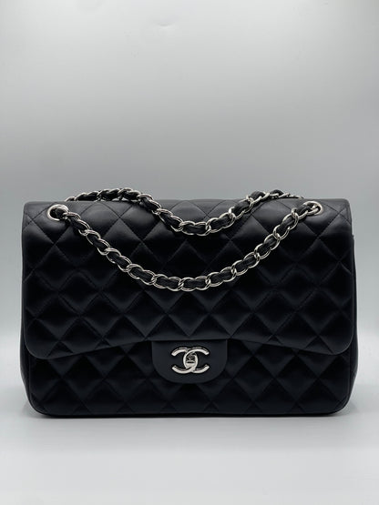 Chanel - Sac classique 11.12 Jumbo