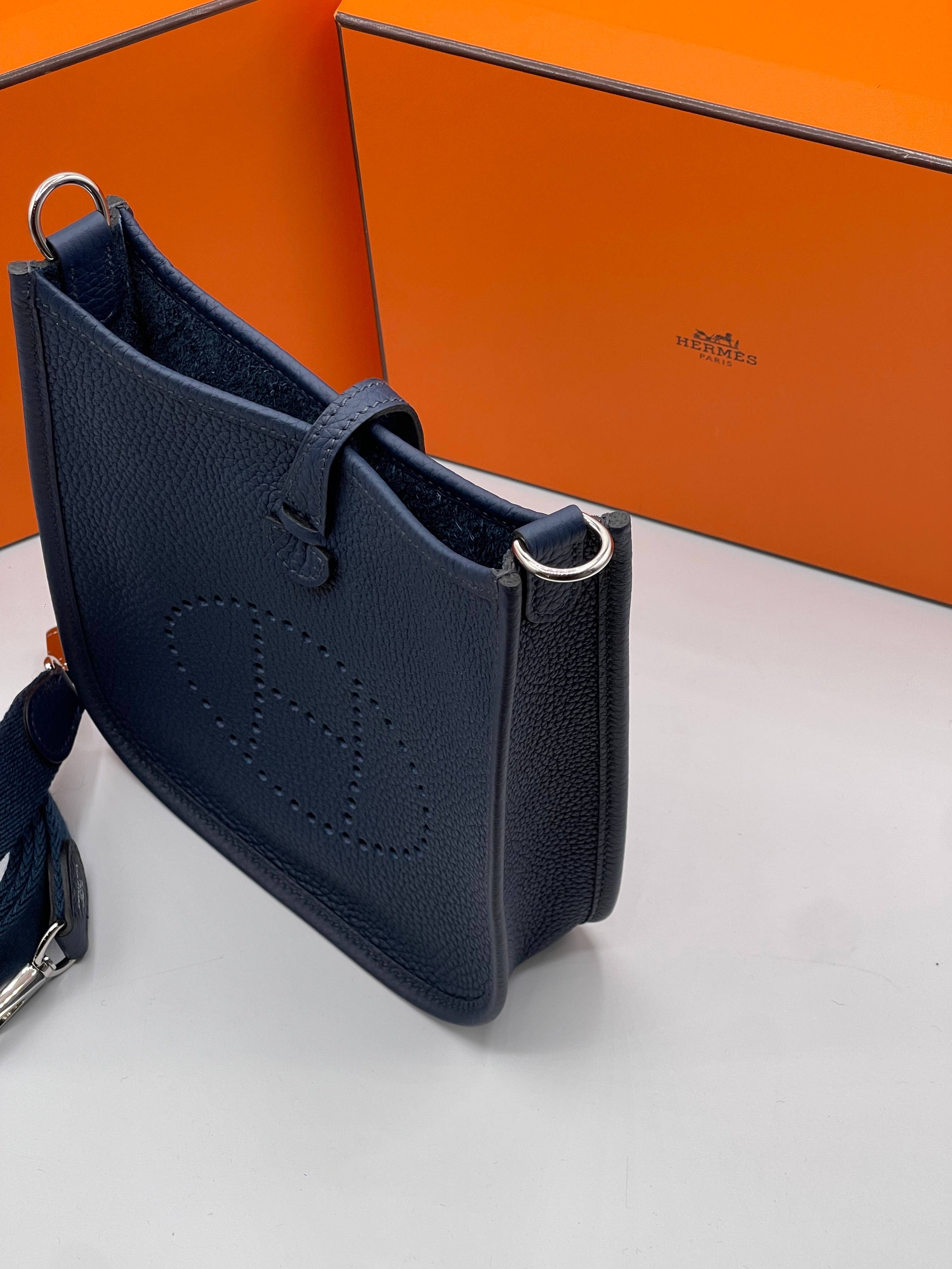 Hermès - Sac Evelyne 16 Bleu Indigo