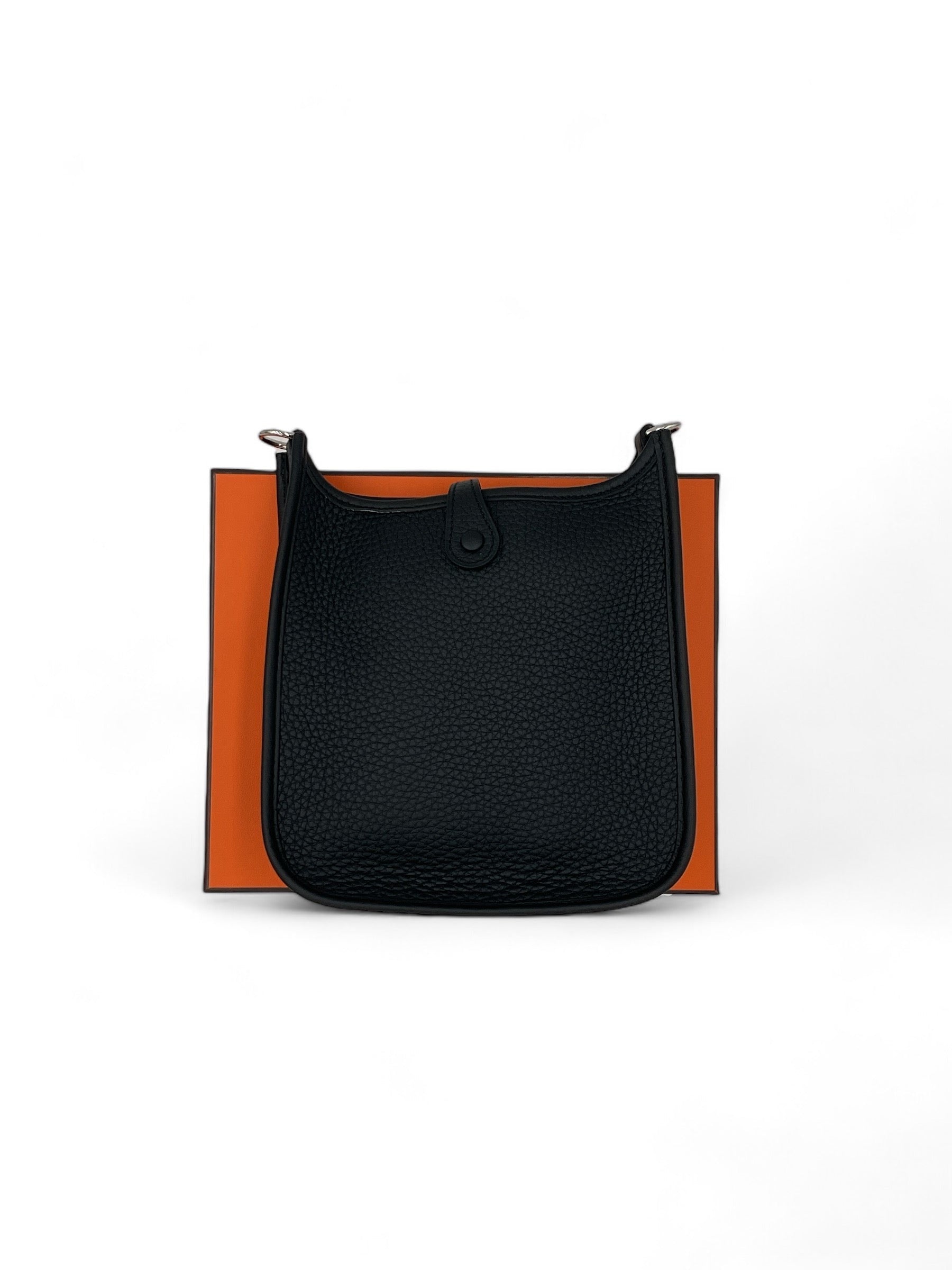 Hermès - Sac Evelyne 16 Amazone Noir