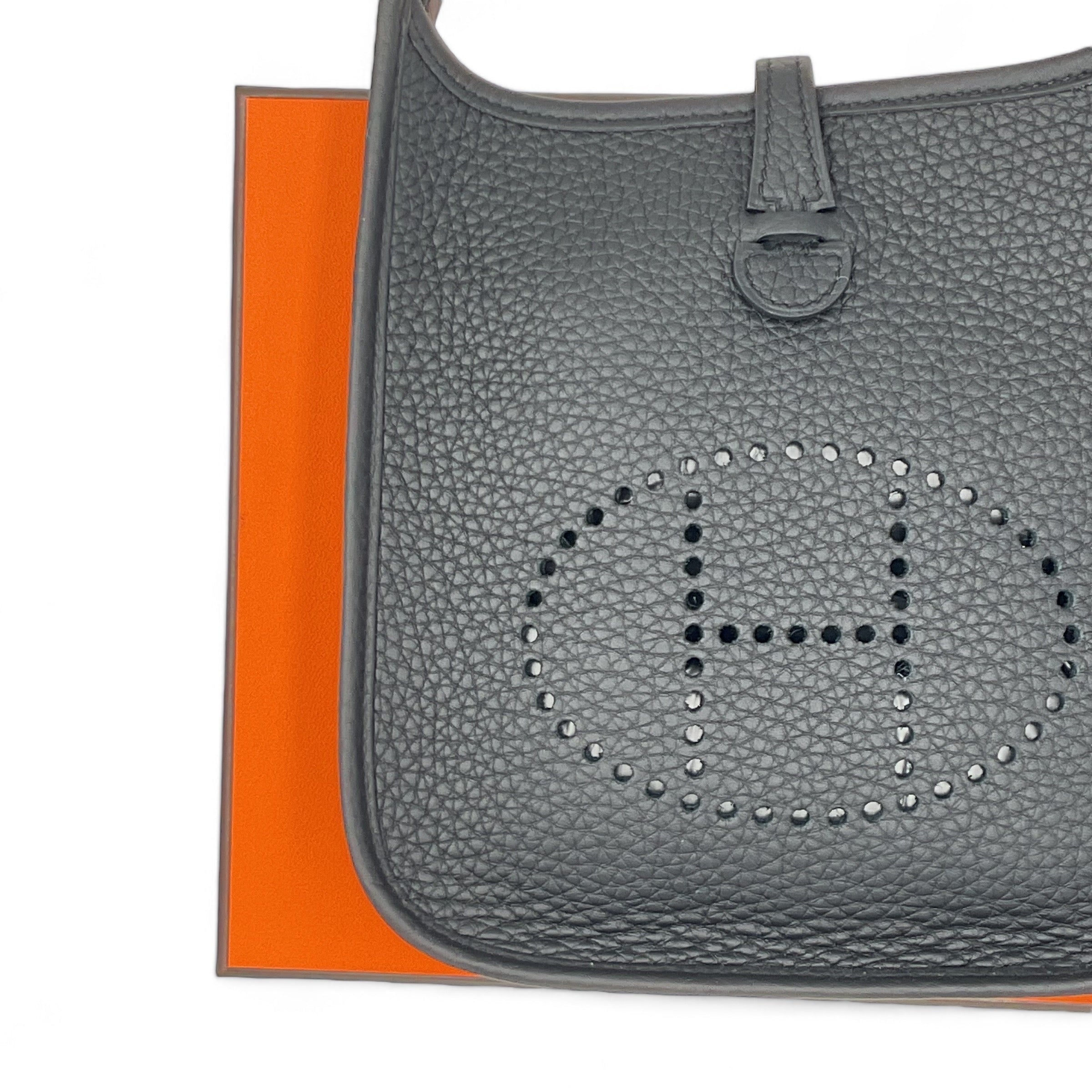 Hermès - Sac Evelyne 16 Amazone Noir