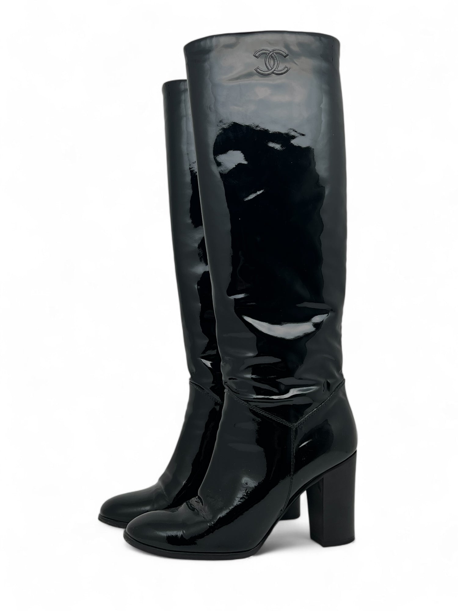 Chanel - Bottes en cuir vernis T37,5