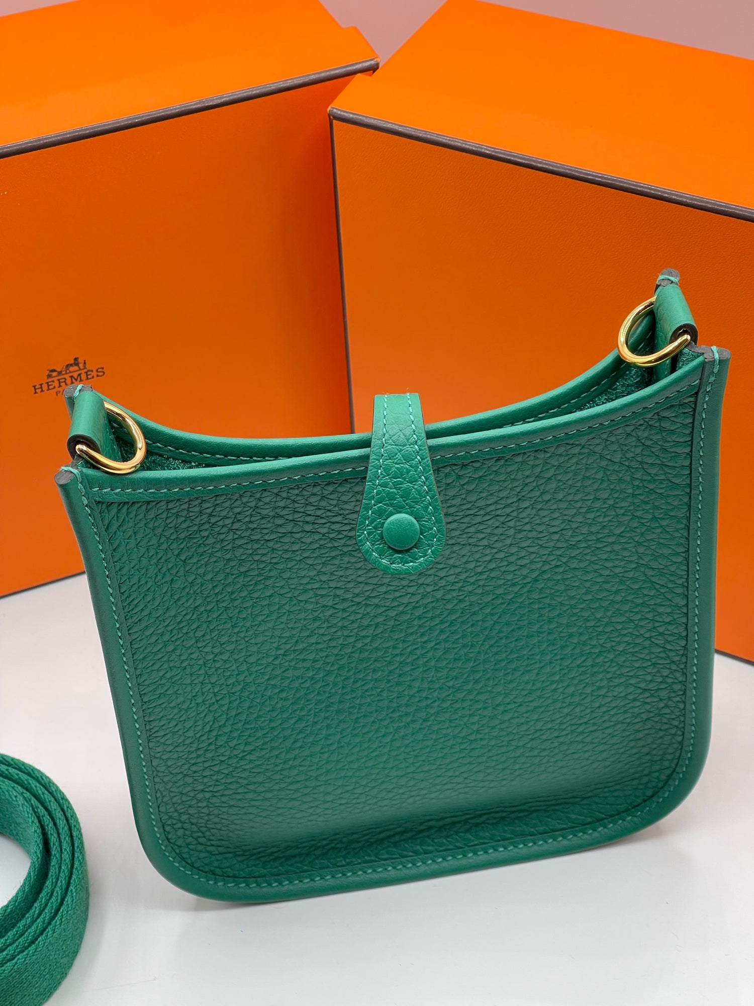 Hermès - Sac Evelyne 16 vert vertigo