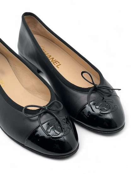 Chanel - Ballerines T37,5C