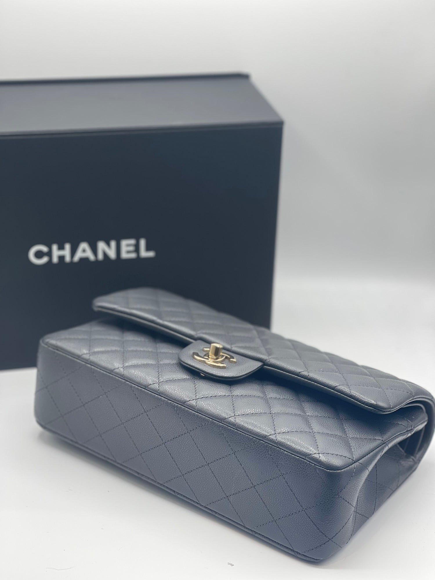 Chanel - Sac Classique 11:12 Timeless  gris