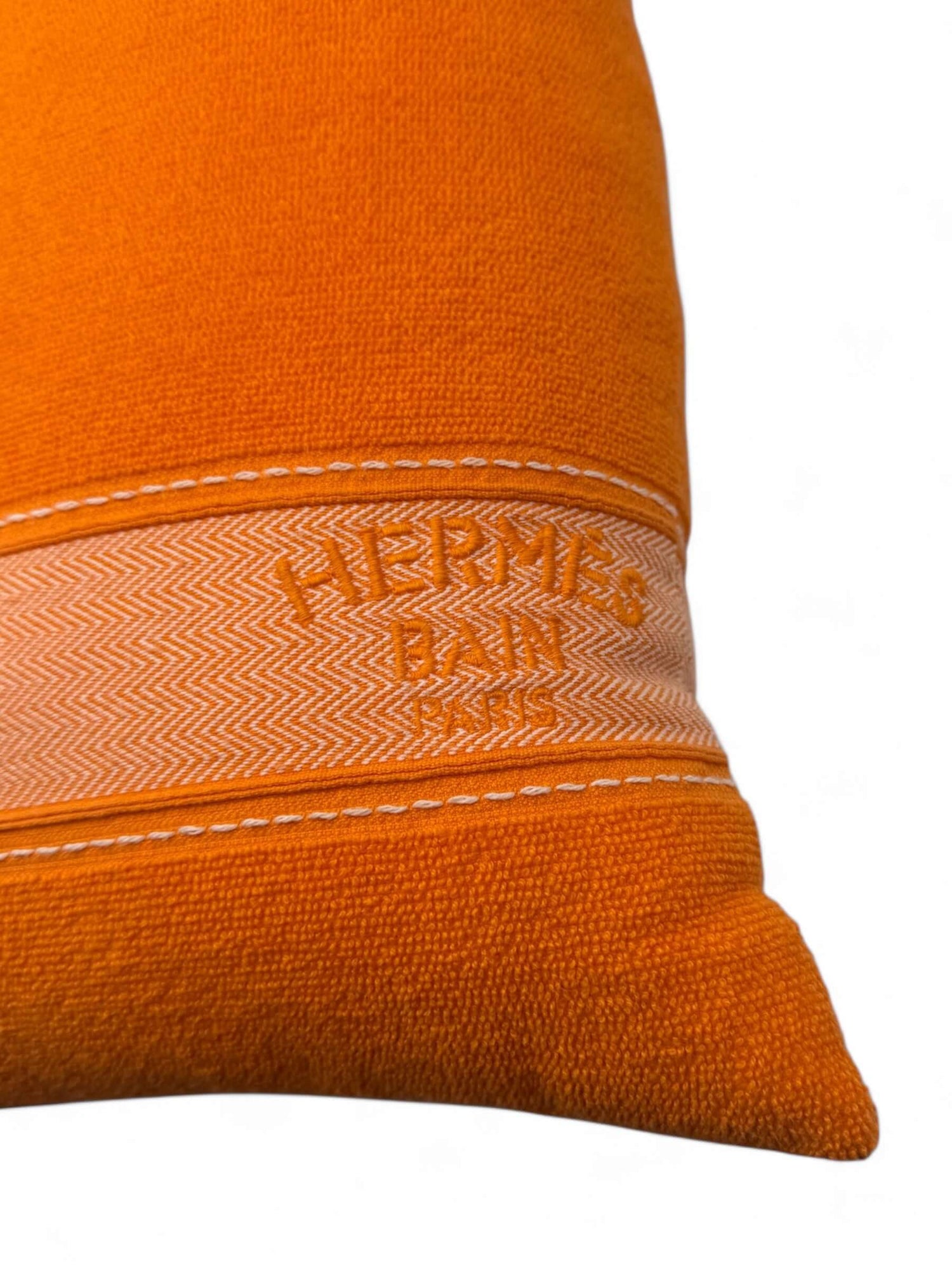 Hermès - Coussin de plage Yachting uni orange Géranium