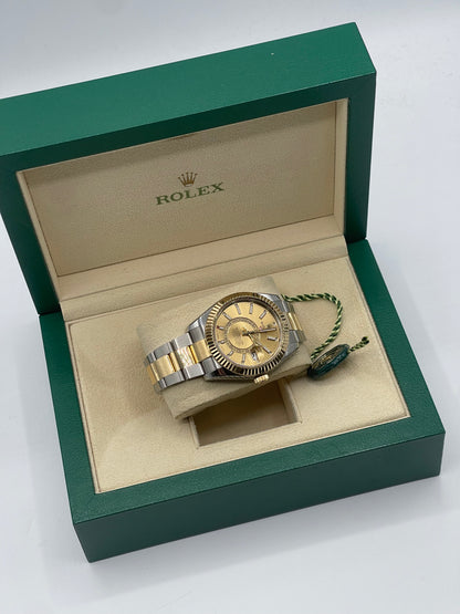 Rolex - Montre Sky-Dweller 42mm 2023