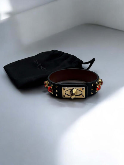 Givenchy - Bracelet noir pierre rouge TM