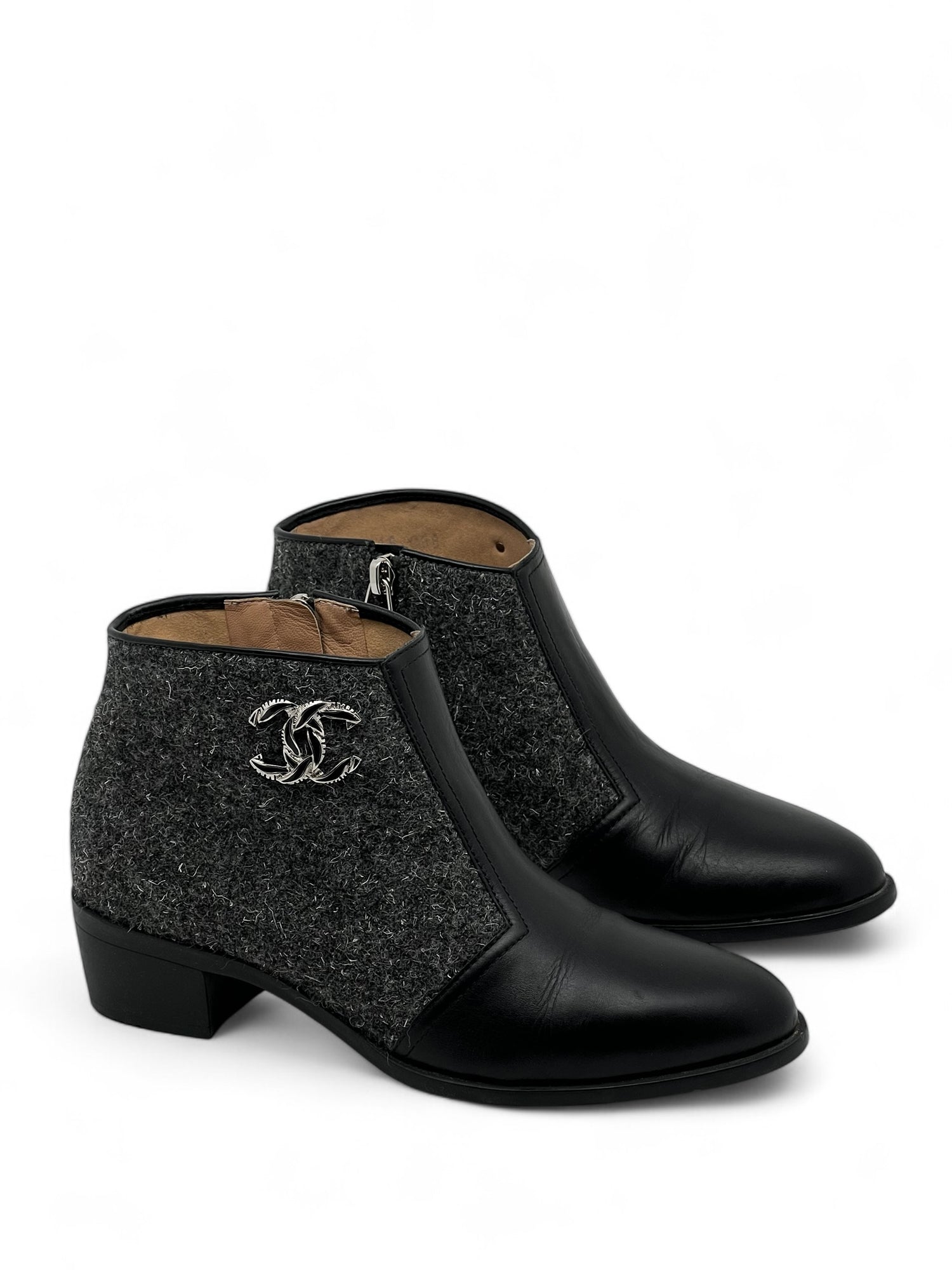 Chanel - Bottines tweed et cuir