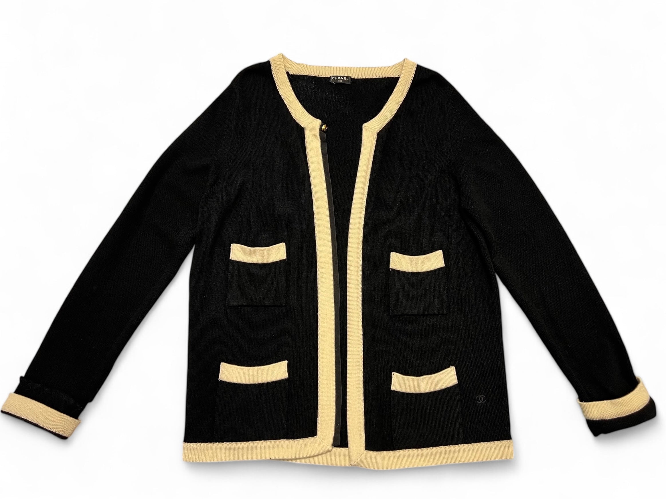 Chanel - Gilet Chanel en cashmere