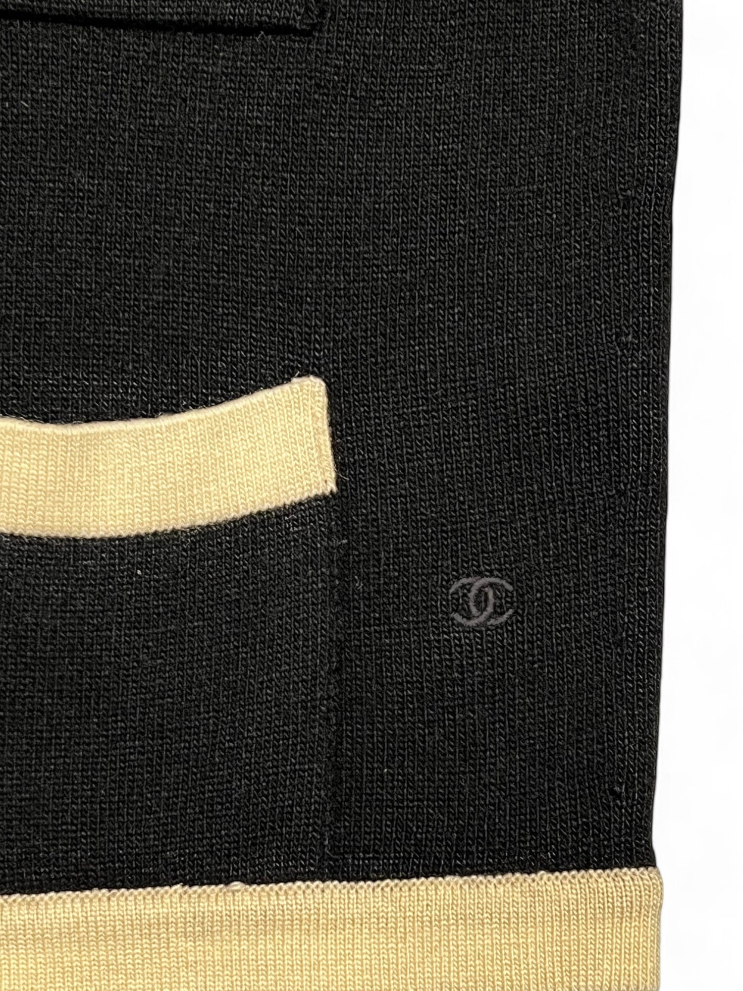 Chanel - Gilet Chanel en cashmere