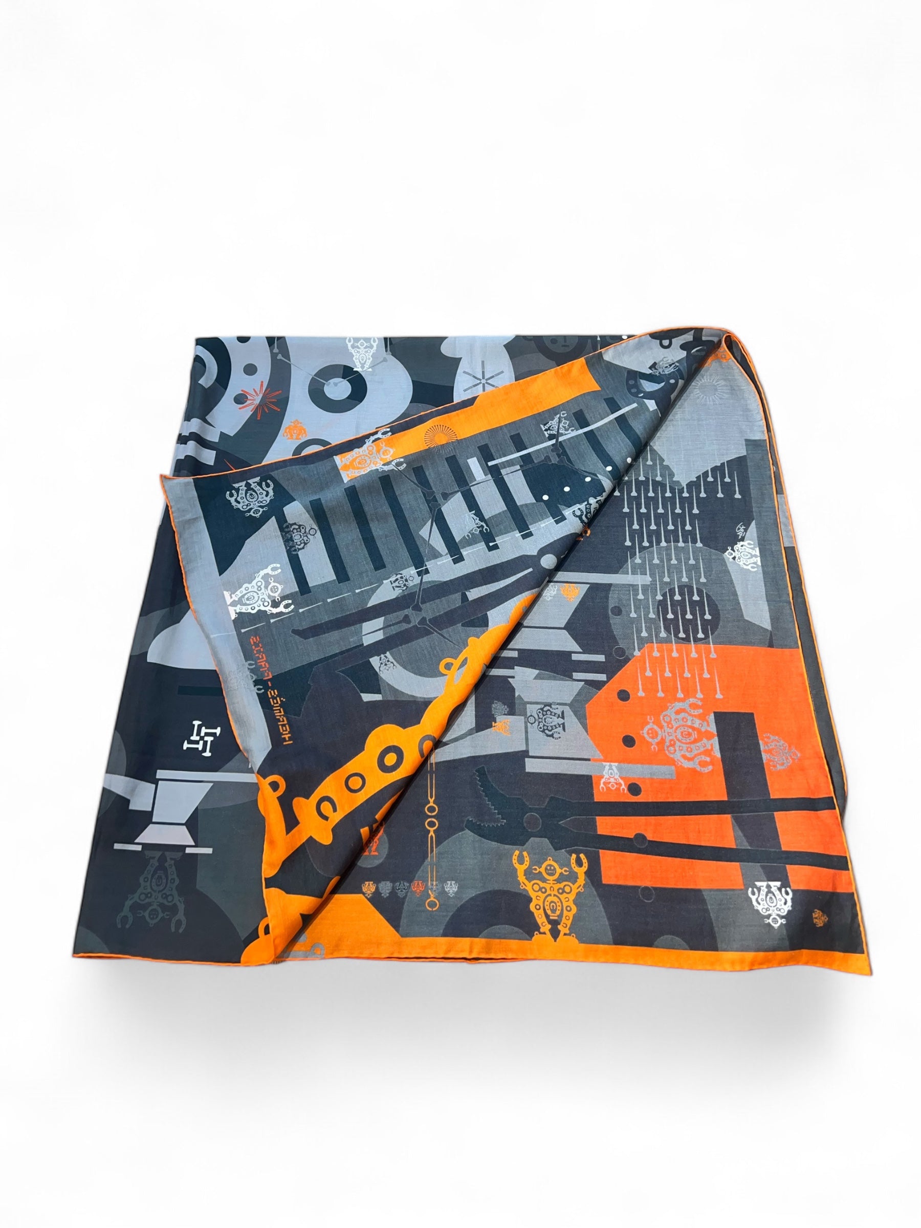 Hermès -  Foulard gris et orange