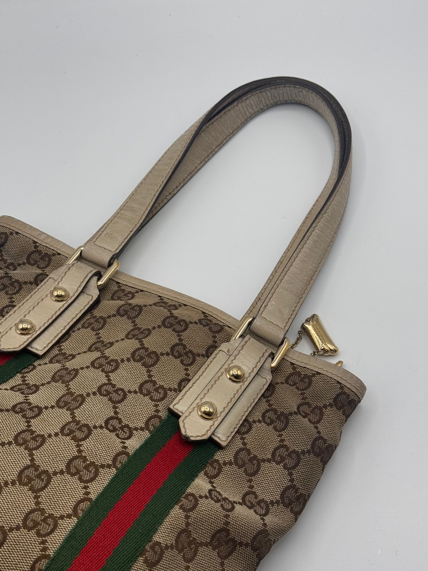 Gucci - sac seau monogramme et charm