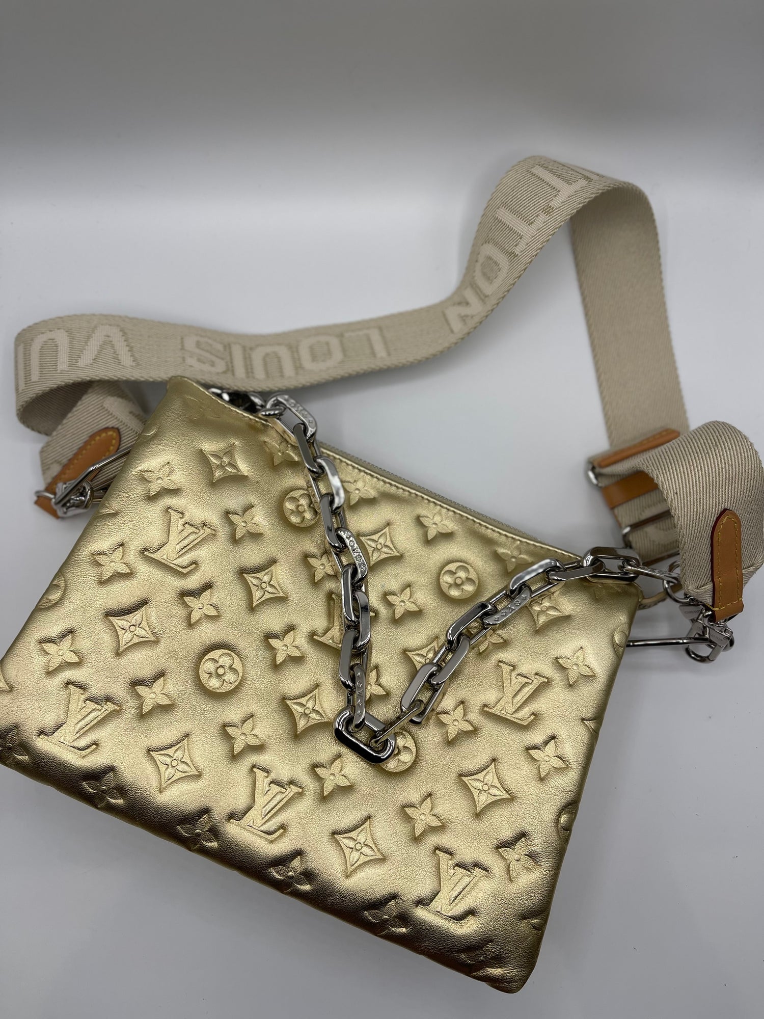 Louis Vuitton - Borsa con cuscino PM