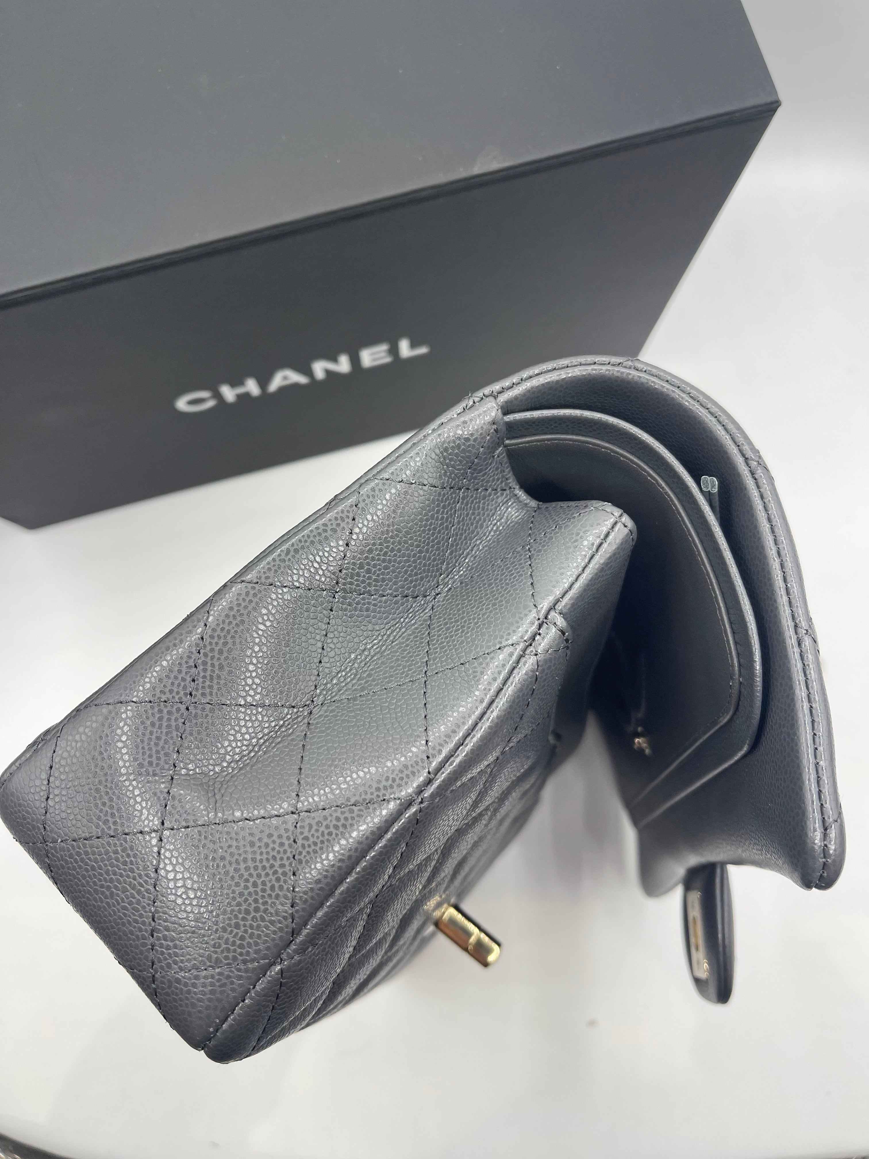 Chanel - Sac Classique 11:12 Timeless  gris