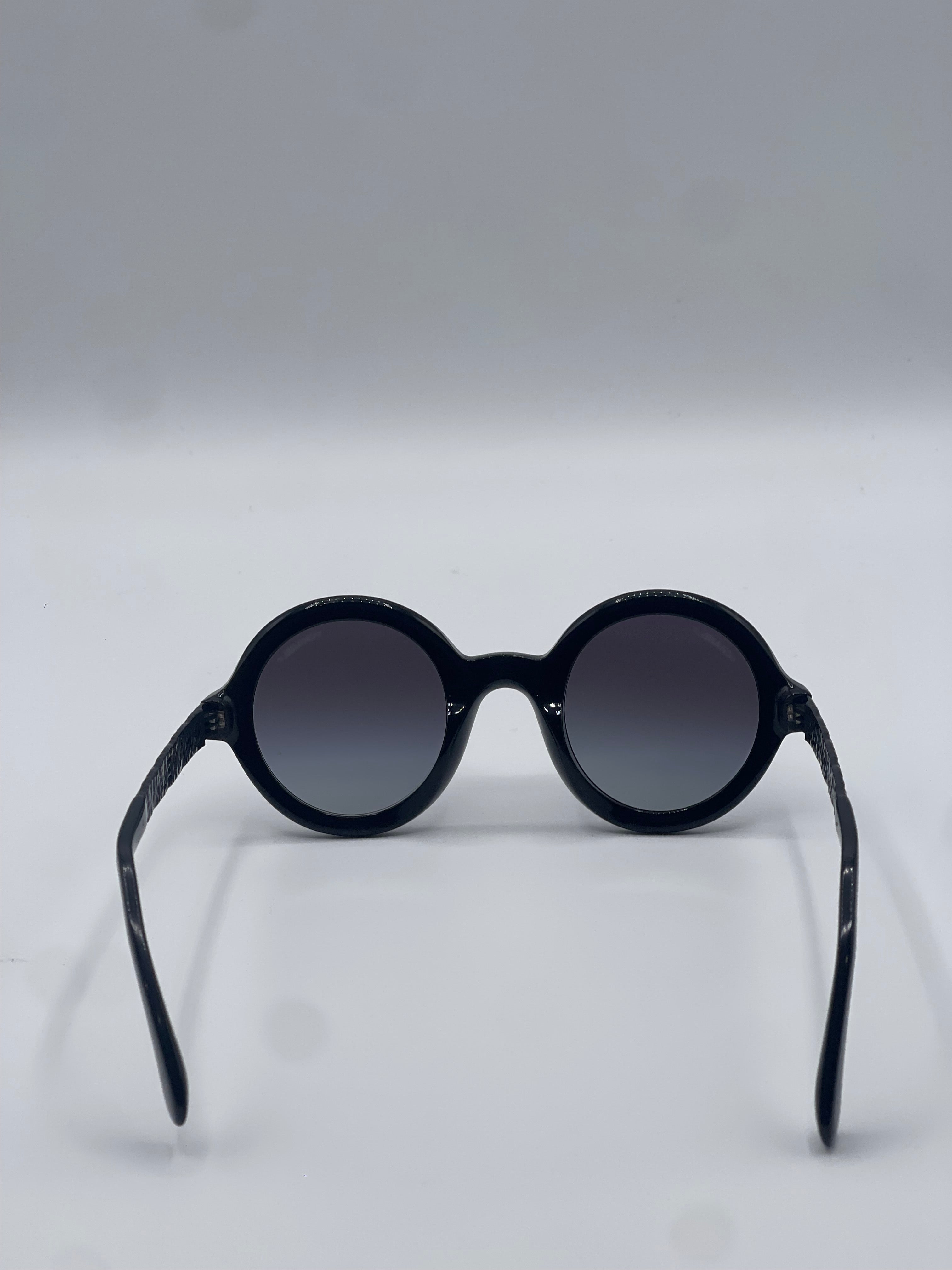 Chanel Lunette de soleil ronde Les Folies d Eugenie