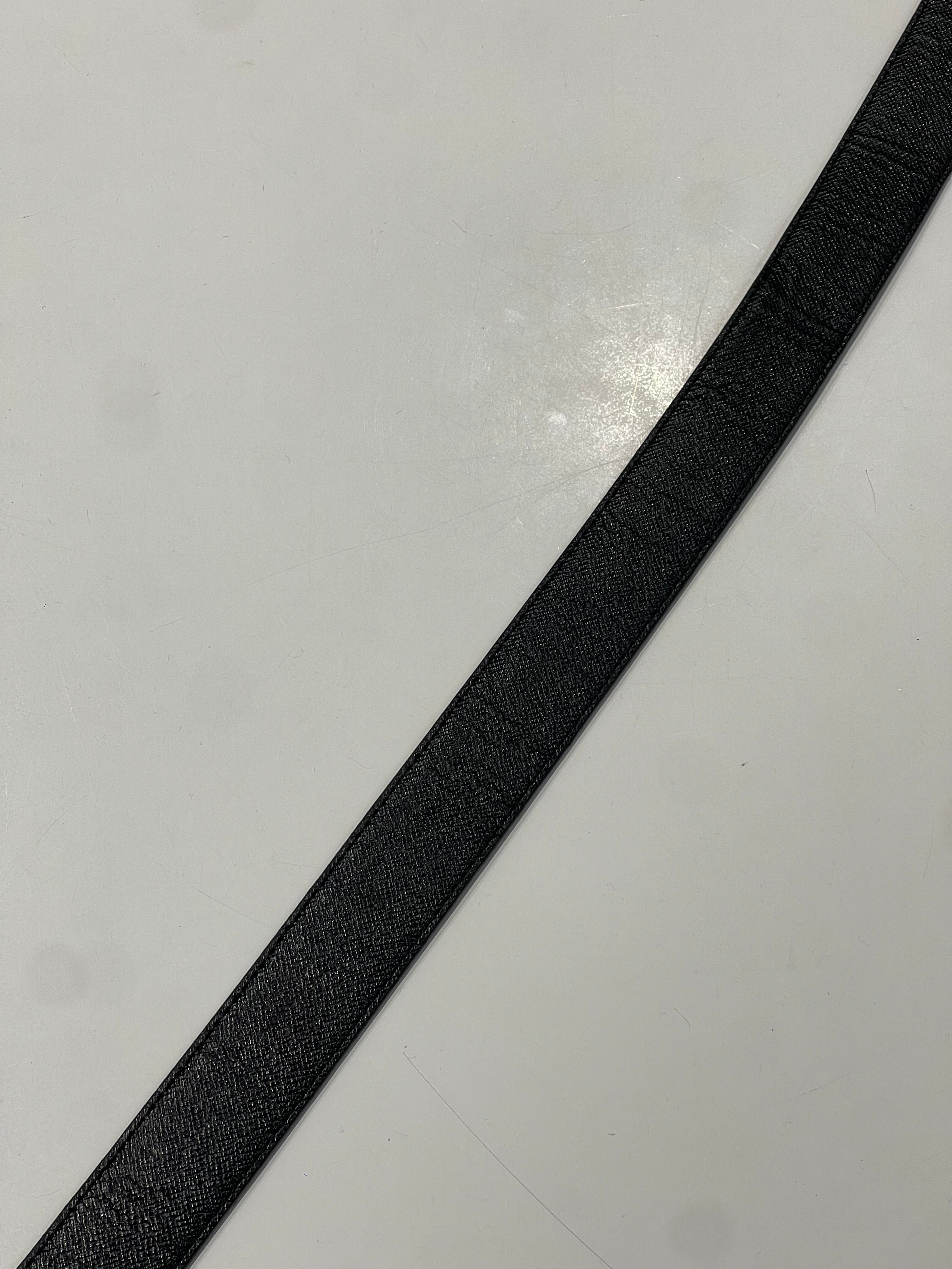 Louis Vuitton - Ceinture monogramme réversible T80