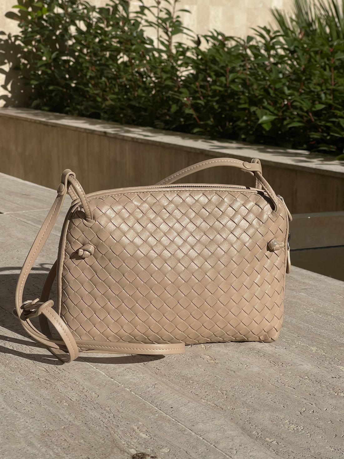 Bottega Veneta - Nodini 米色单肩包