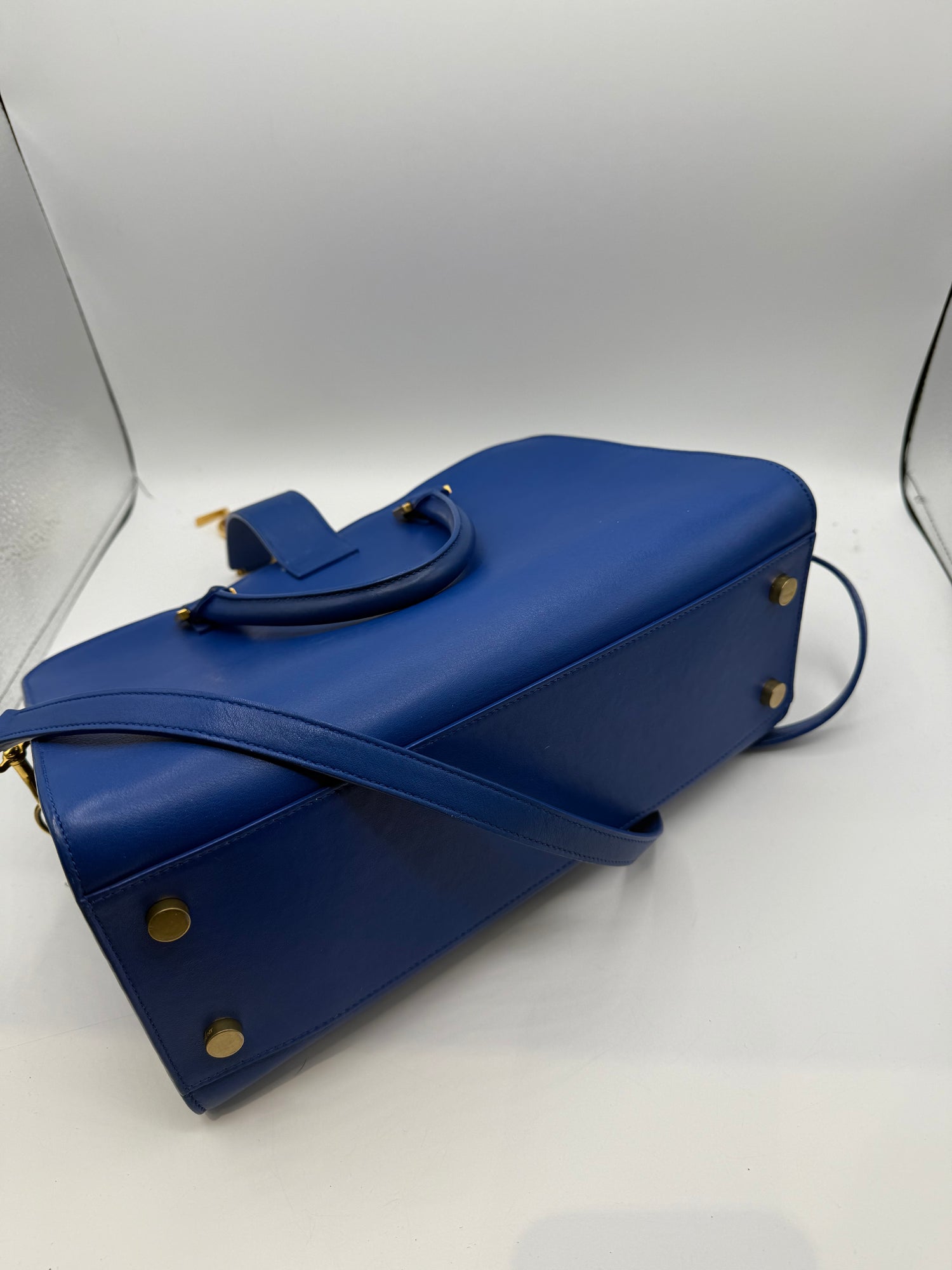 YSL - sac monogramme cabas cuir bleu roi