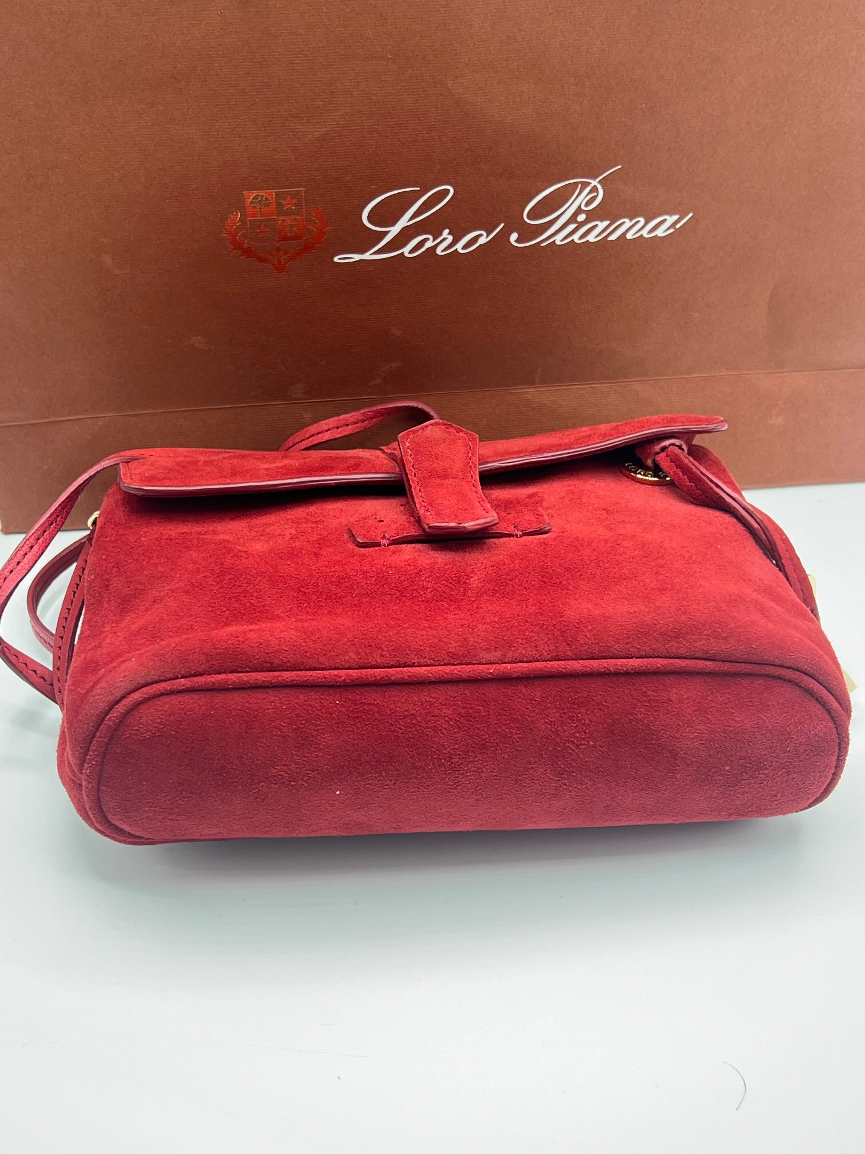 Loro Piana - petit sac bandoulière daim rouge