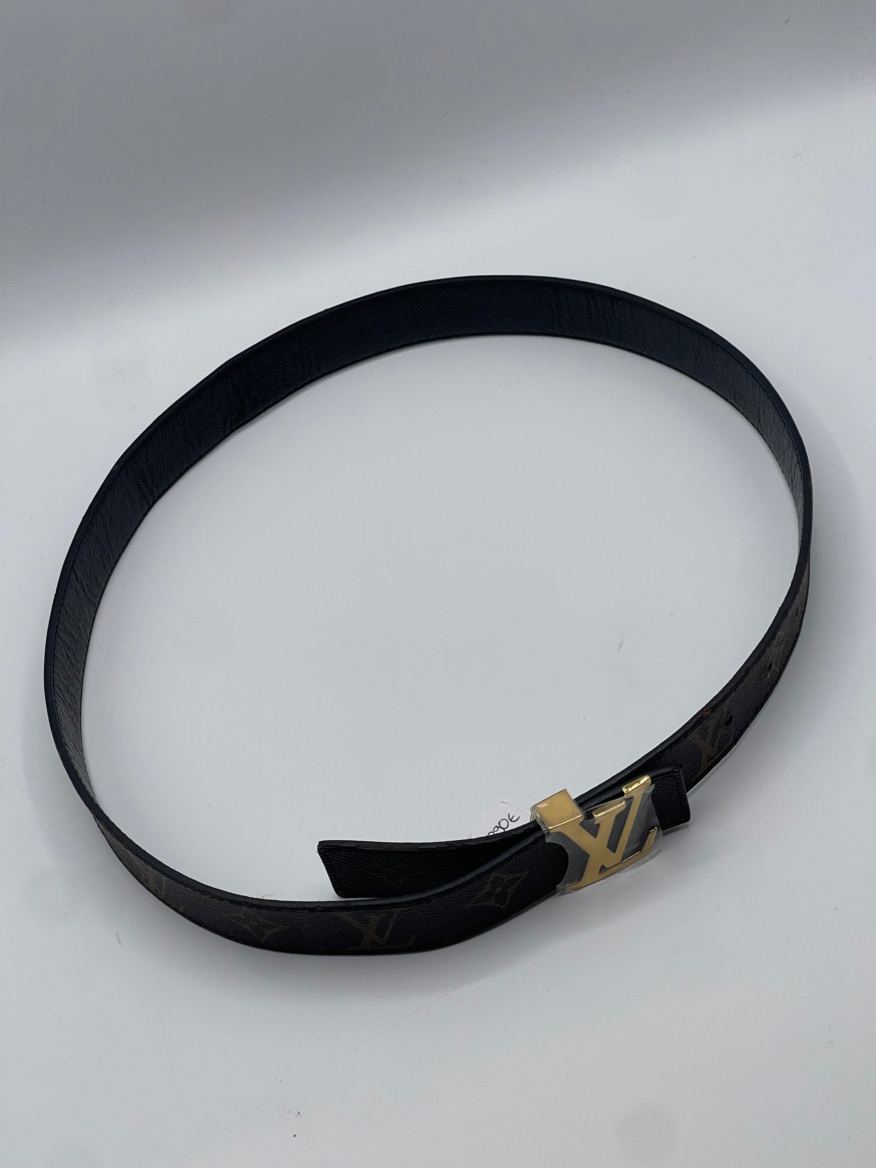 Louis Vuitton - Ceinture monogramme réversible T80