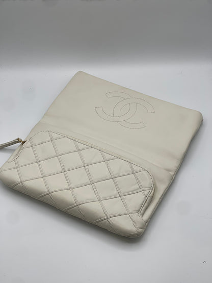 Chanel - Pochette Matelassé à rabat