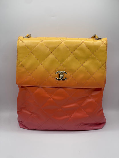 Chanel - Sac Large Hobo dégradé