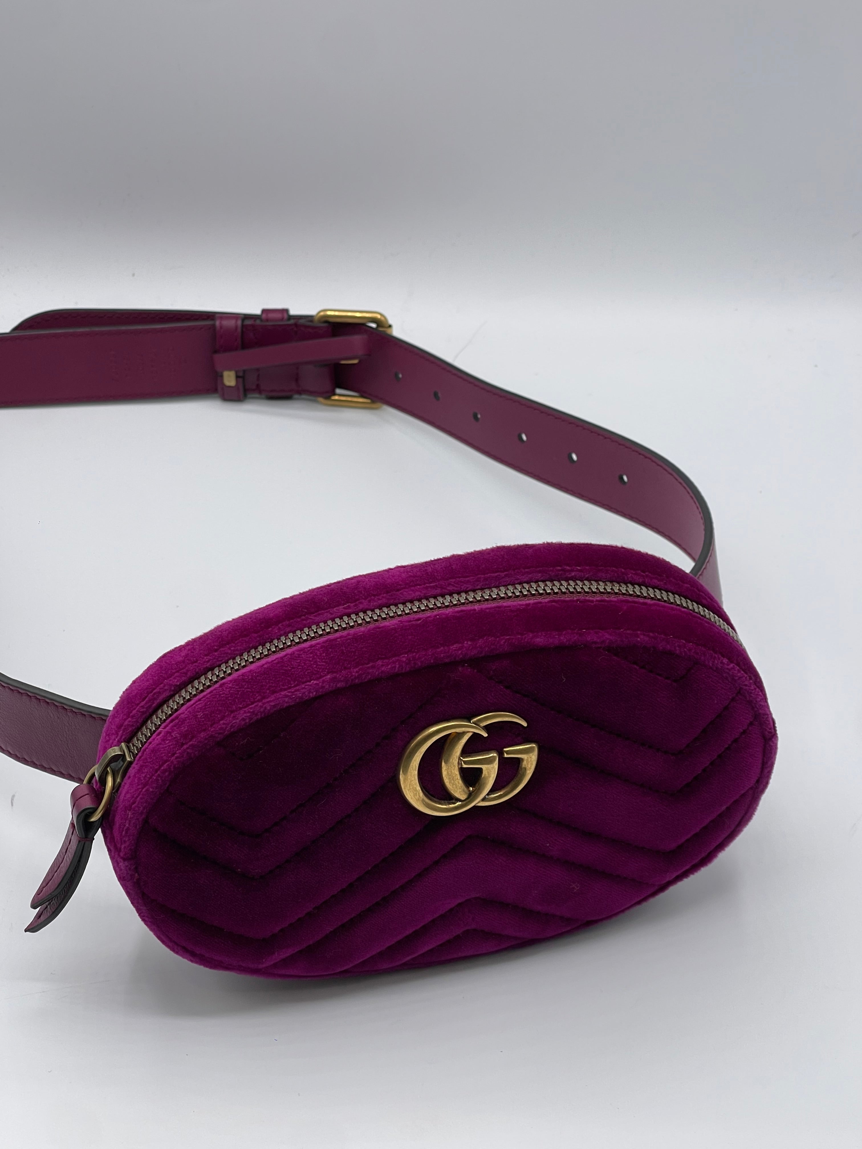 Gucci - Marmont purple velvet belt bag