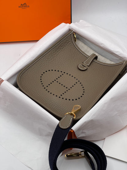 Hermès - Sac Evelyne 16 Amazone