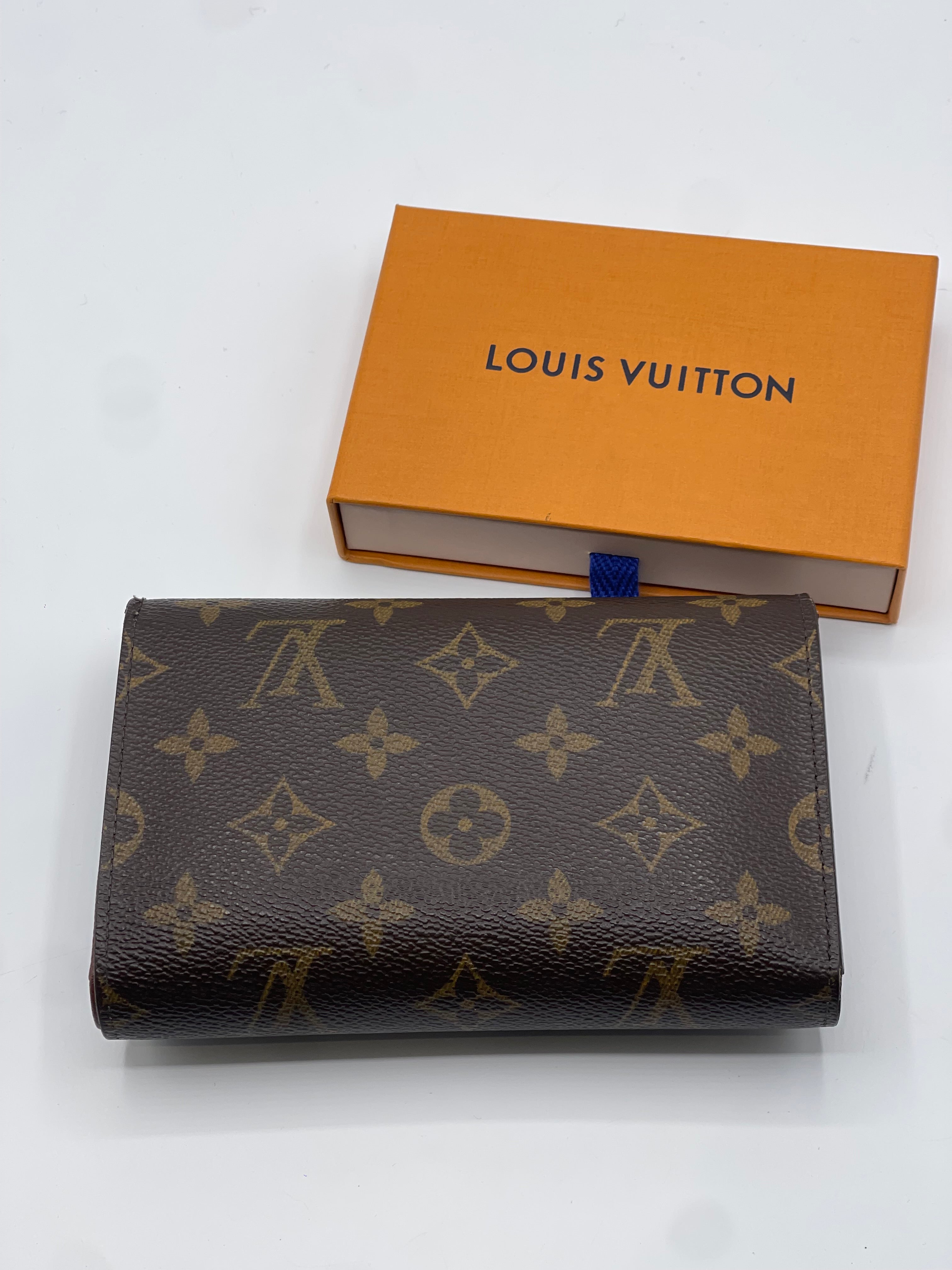 Louis Vuitton Portefeuille Sarah monogramme