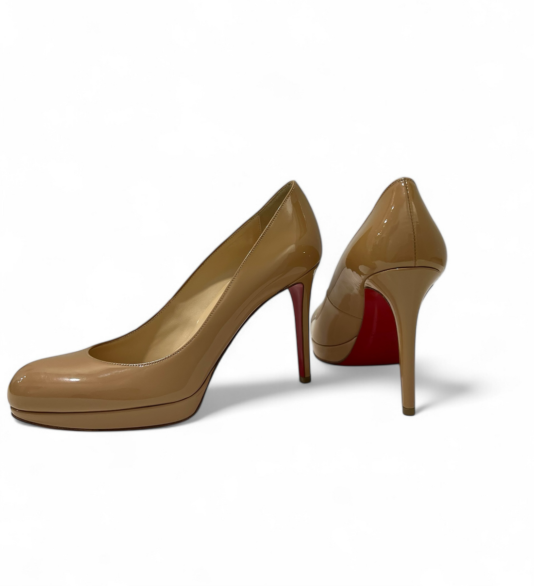 Louboutin - Escarpins en cuir vernis T37