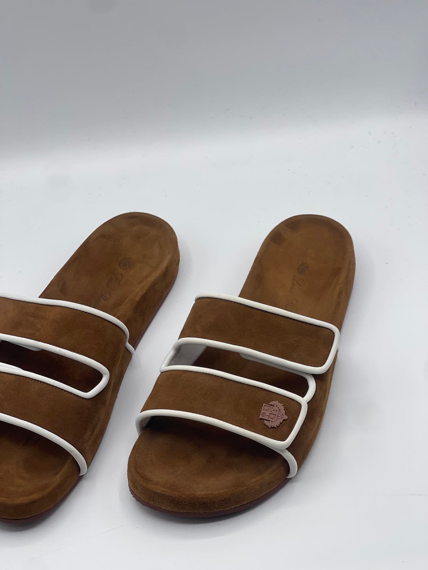 Loro Piana - Sandales Waikiki Suède marron T38