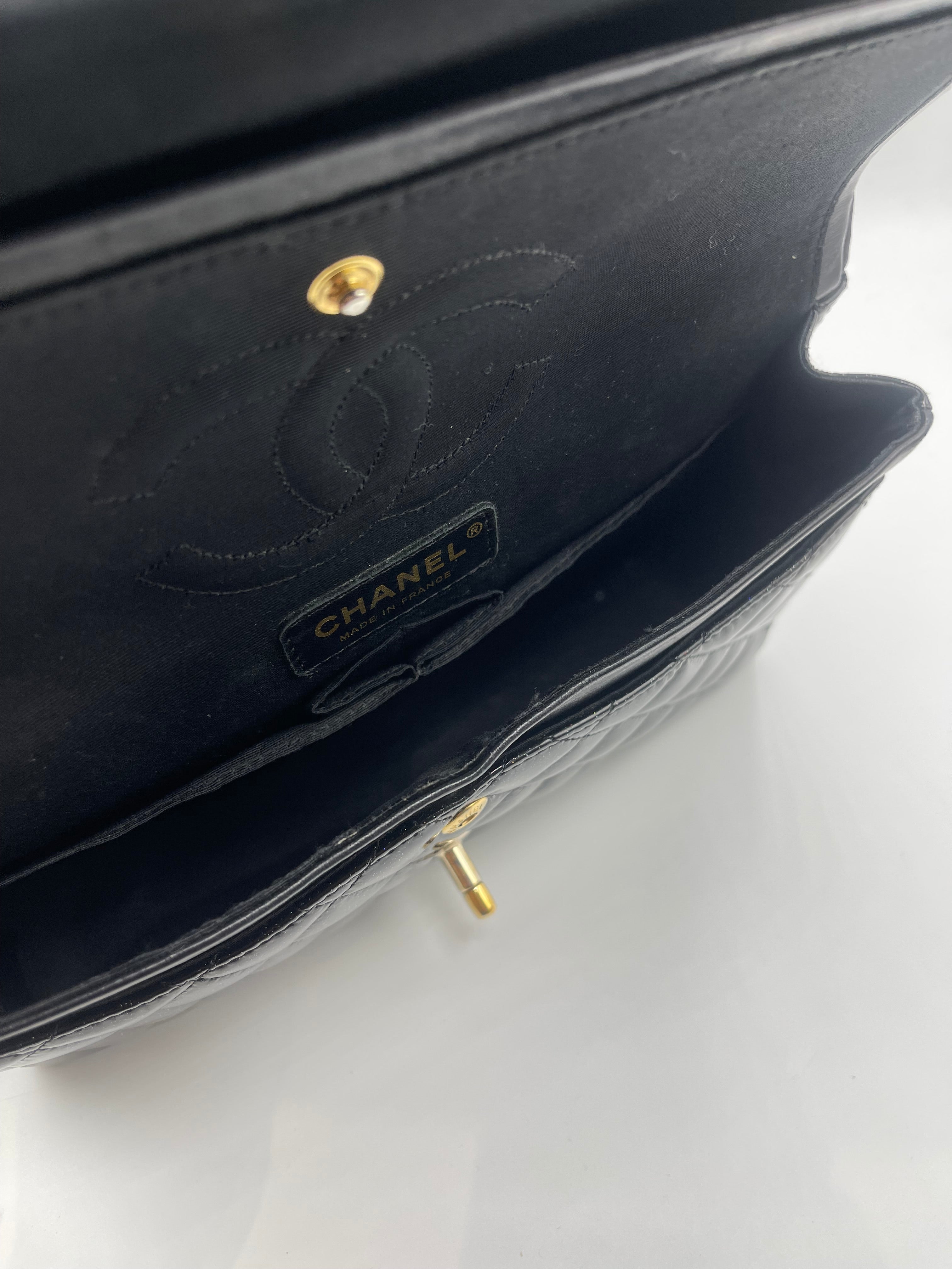 Chanel - Sac 11.12 Timeless noir verni pailleté