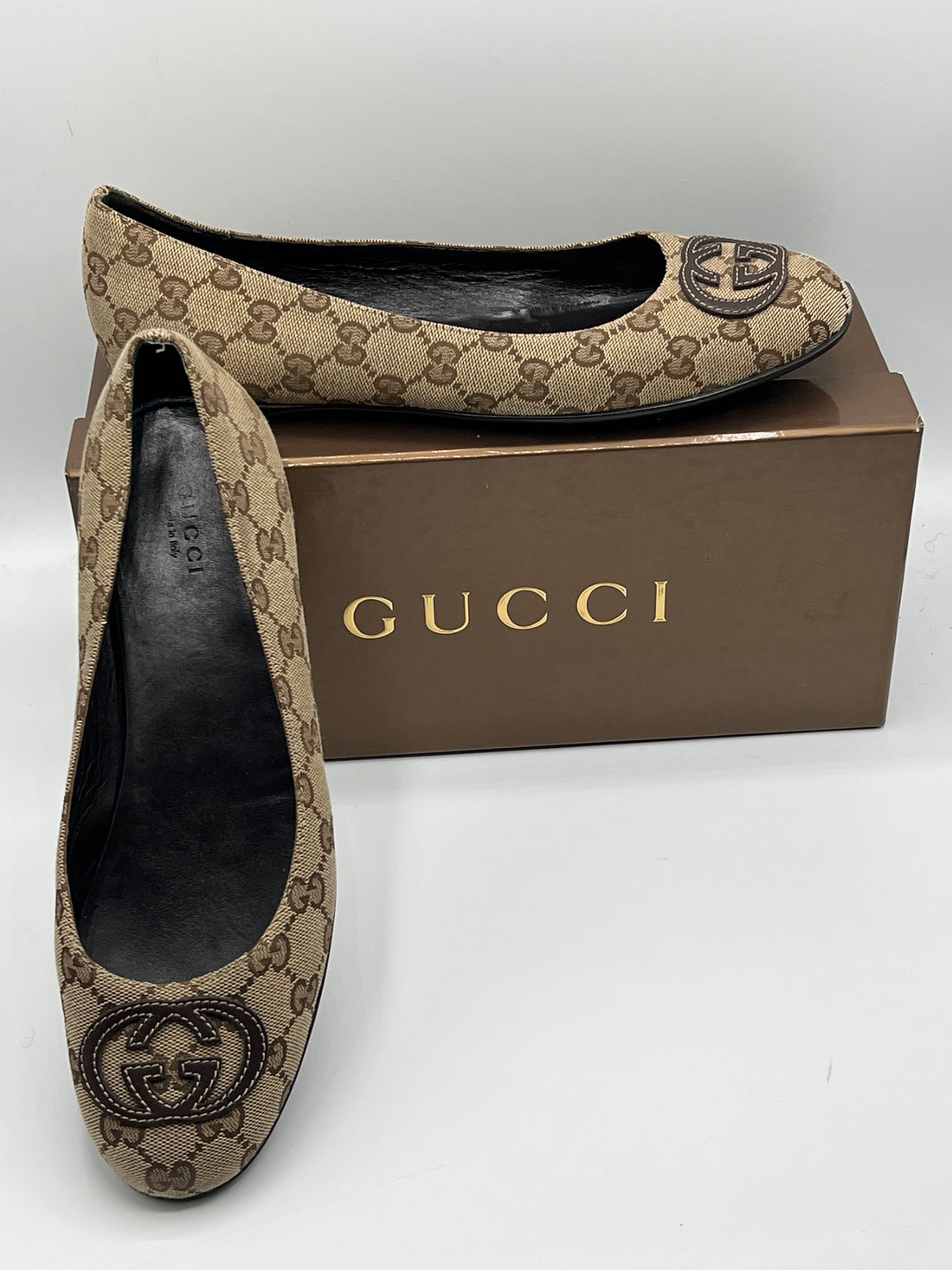 Gucci - ballerines monogramme beiges