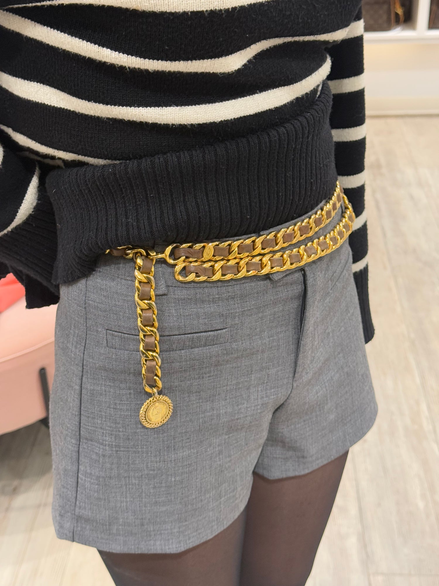 Chanel - Ceinture vintage médaillon chaîne entrelacée marron