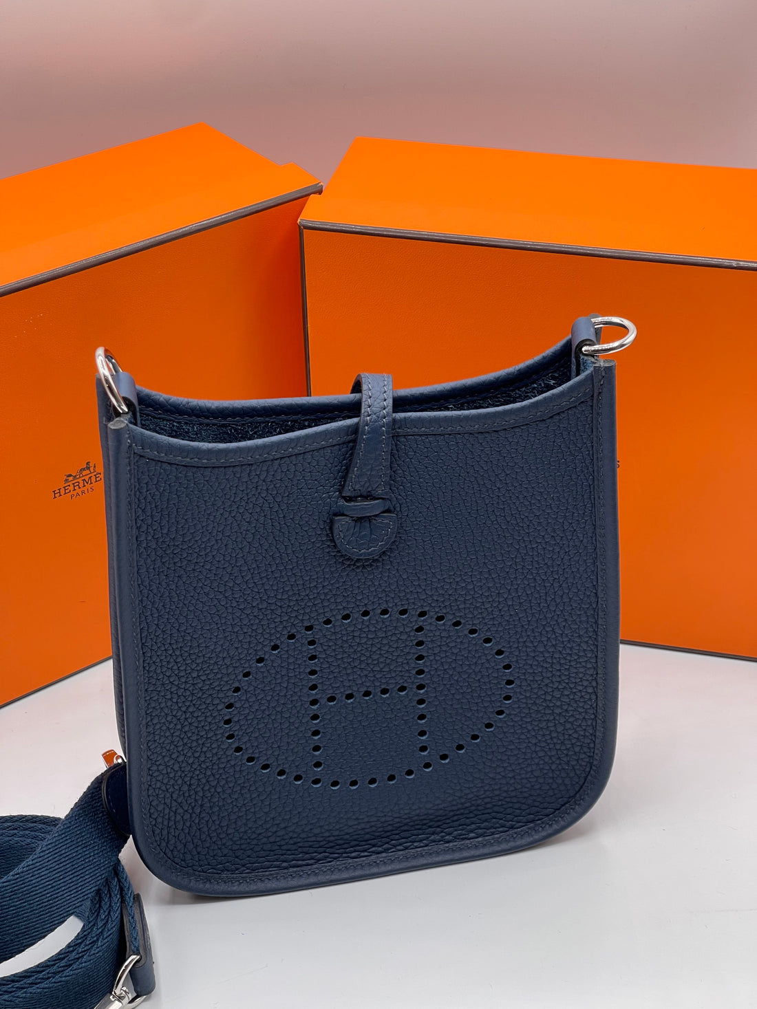 Hermès - Sac Evelyne 16 Bleu Indigo