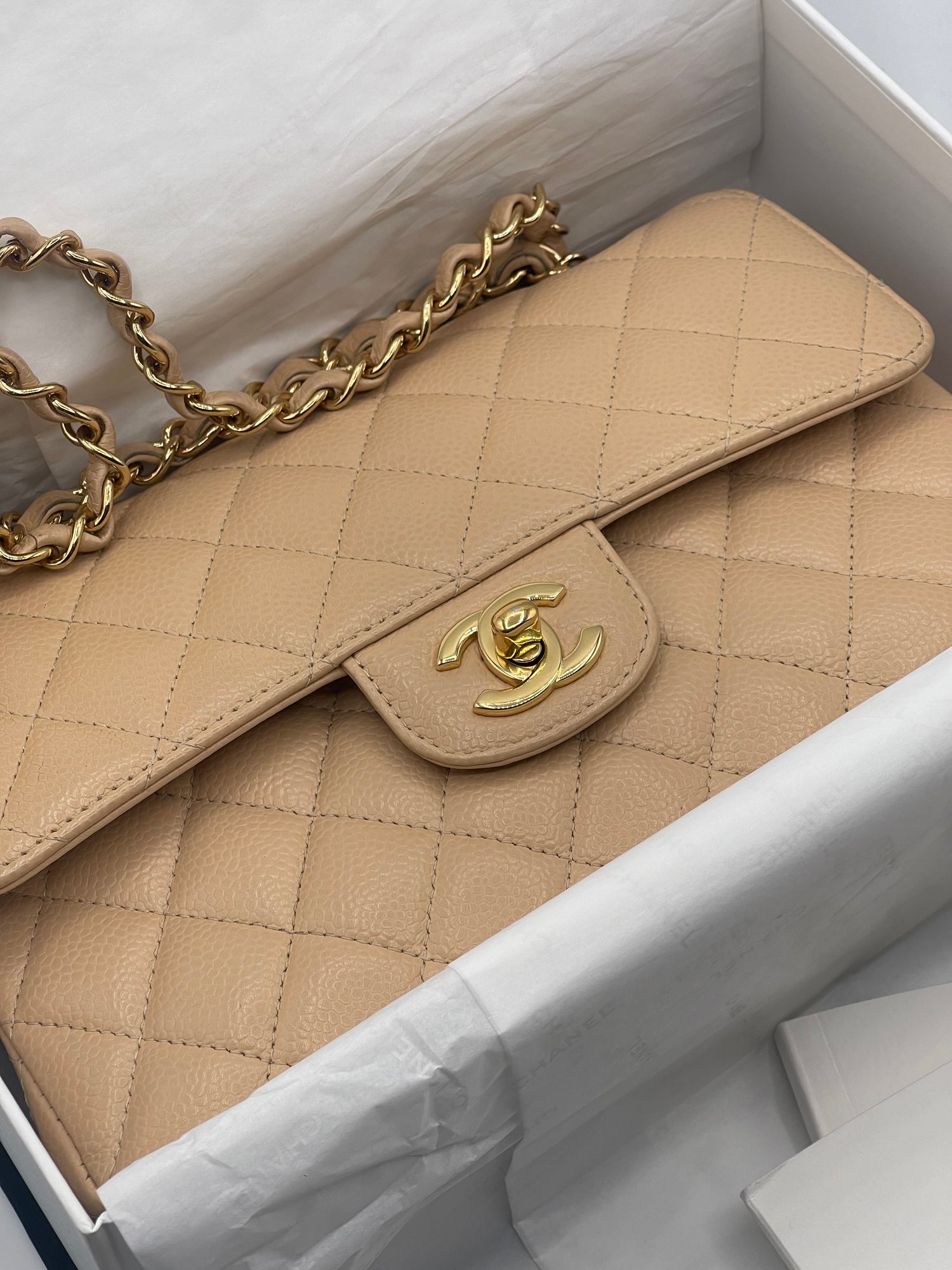 Chanel - Sac Mini Timeless 23 beige