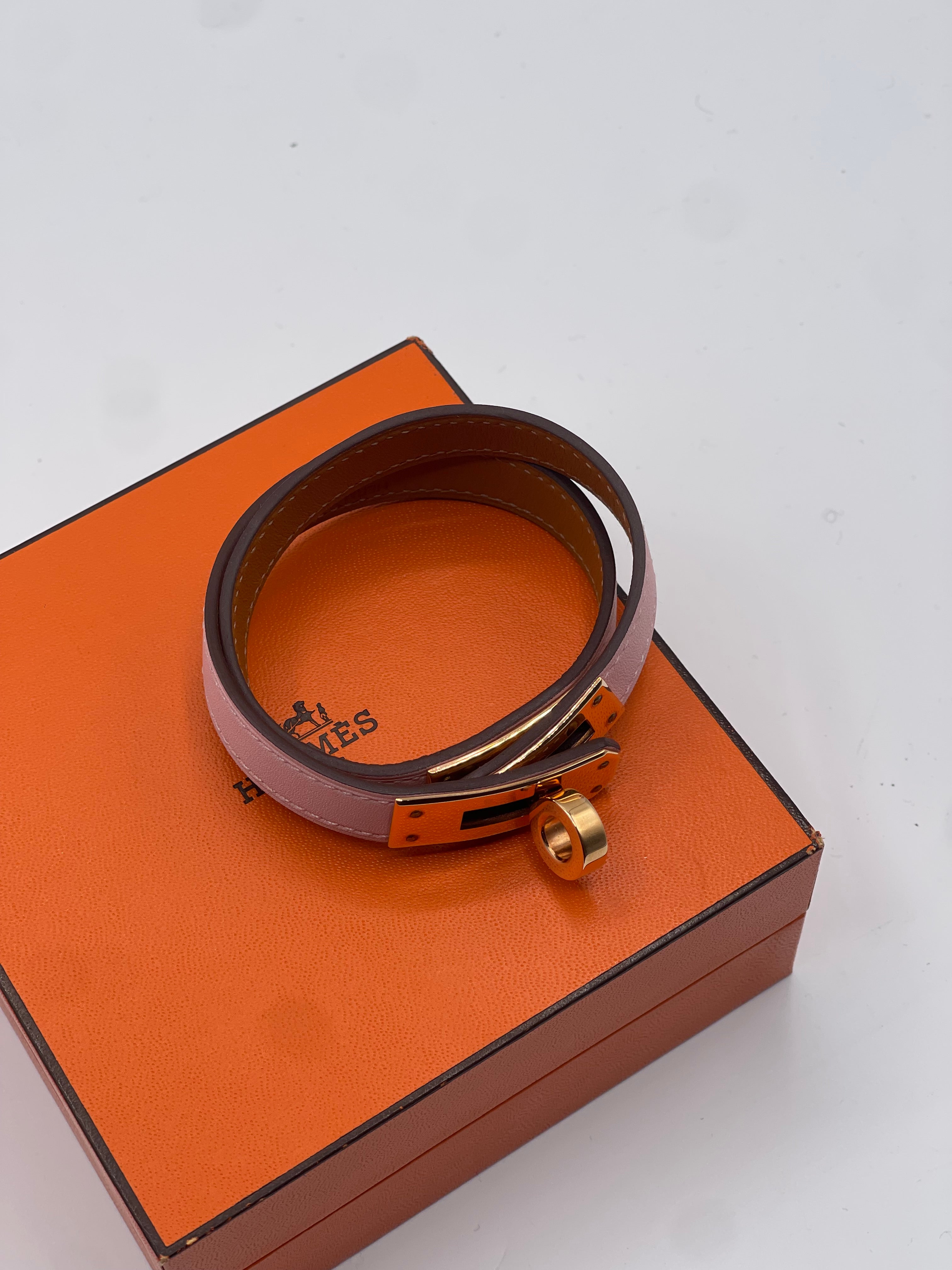 Hermès - Bracelet Kelly double tour rose sakura or rose