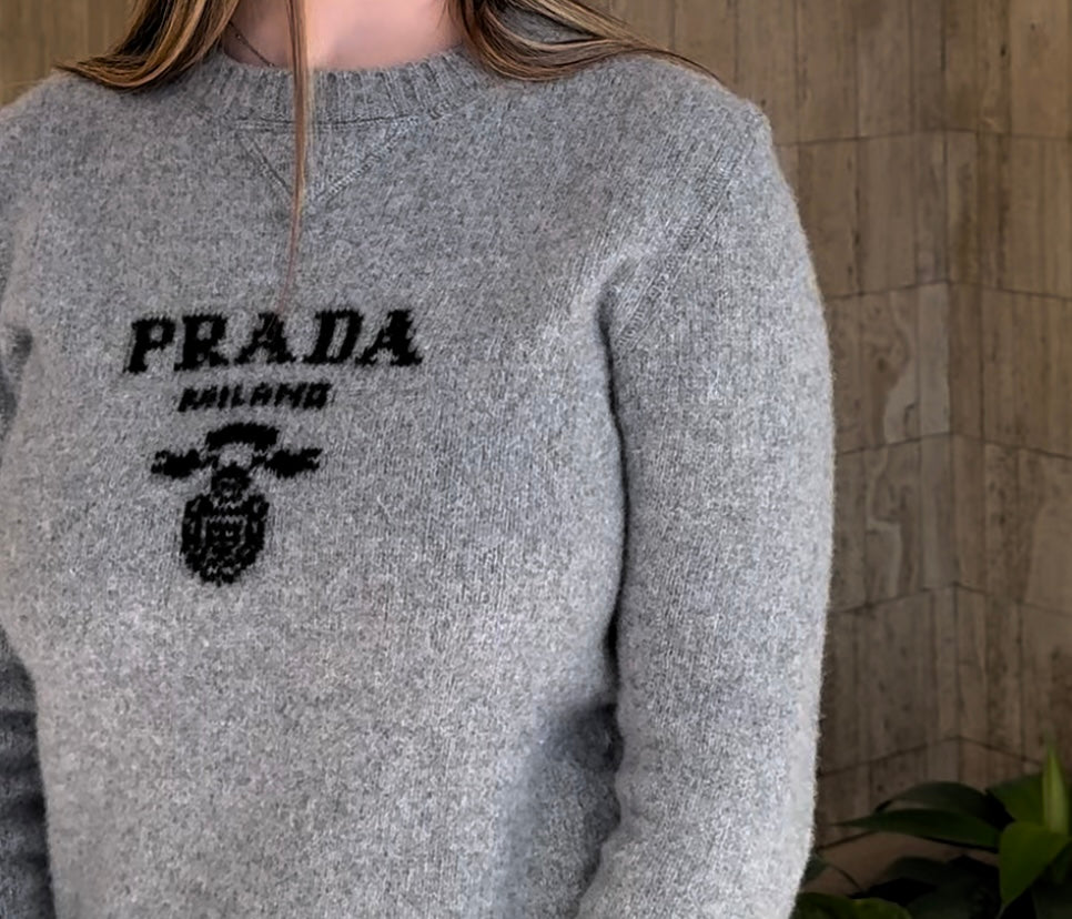 Prada - Pull à col rond en laine et cachemire gris TM