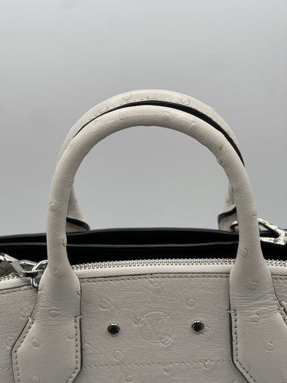 Louis Vuitton - Sac City Steamer PM Autruche