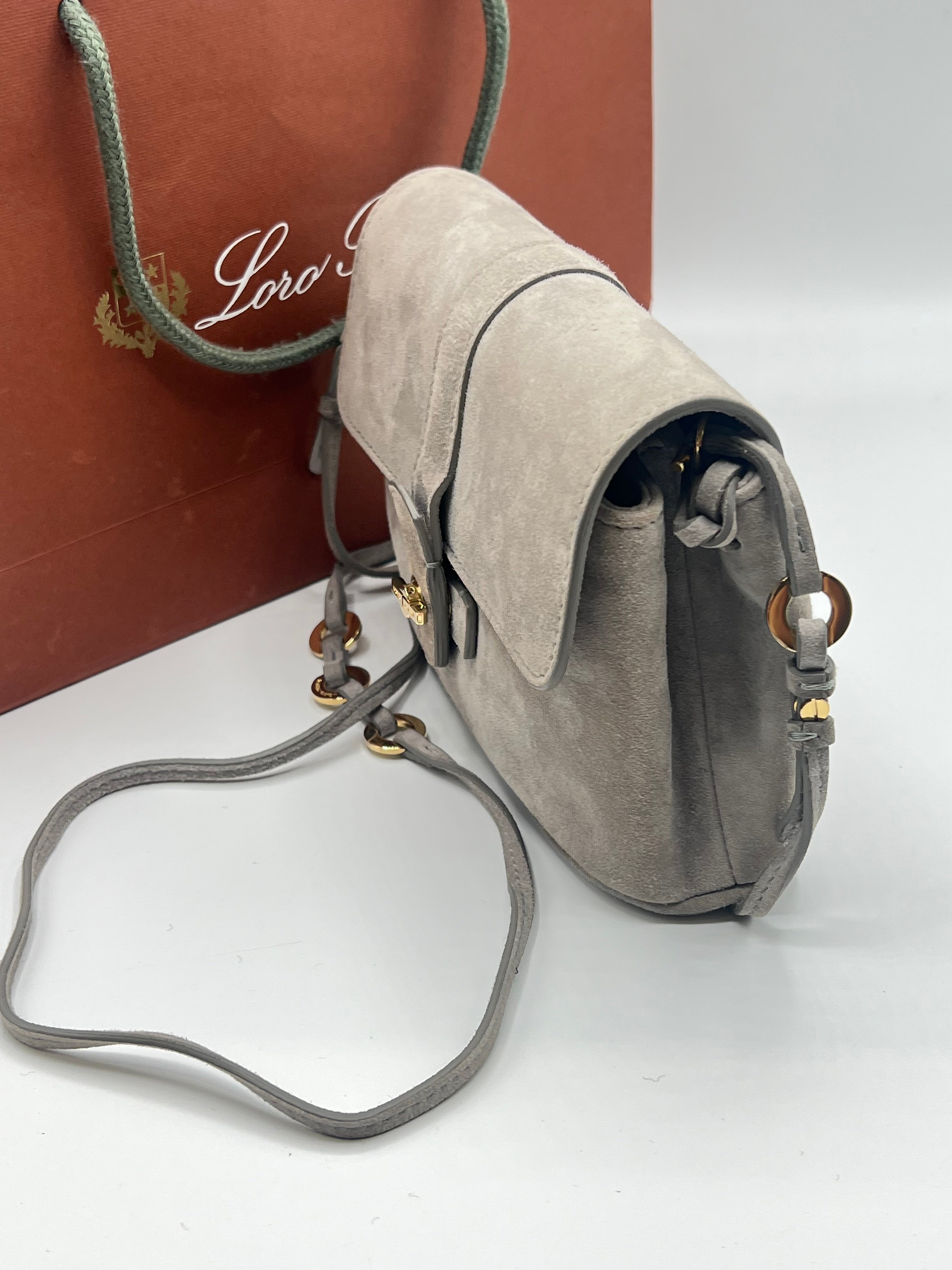 Loro Piana - petit sac daim gris