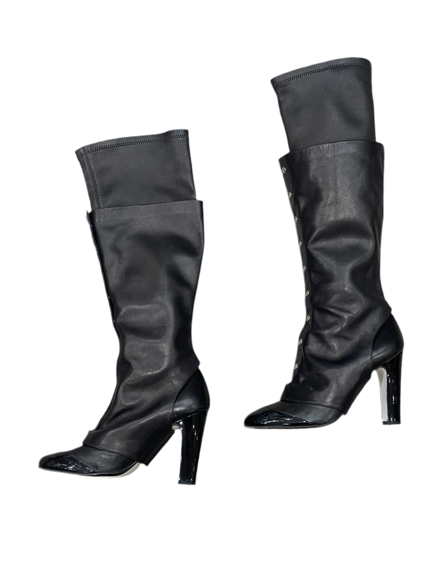 Chanel - Bottes en cuir destructuré noir T38