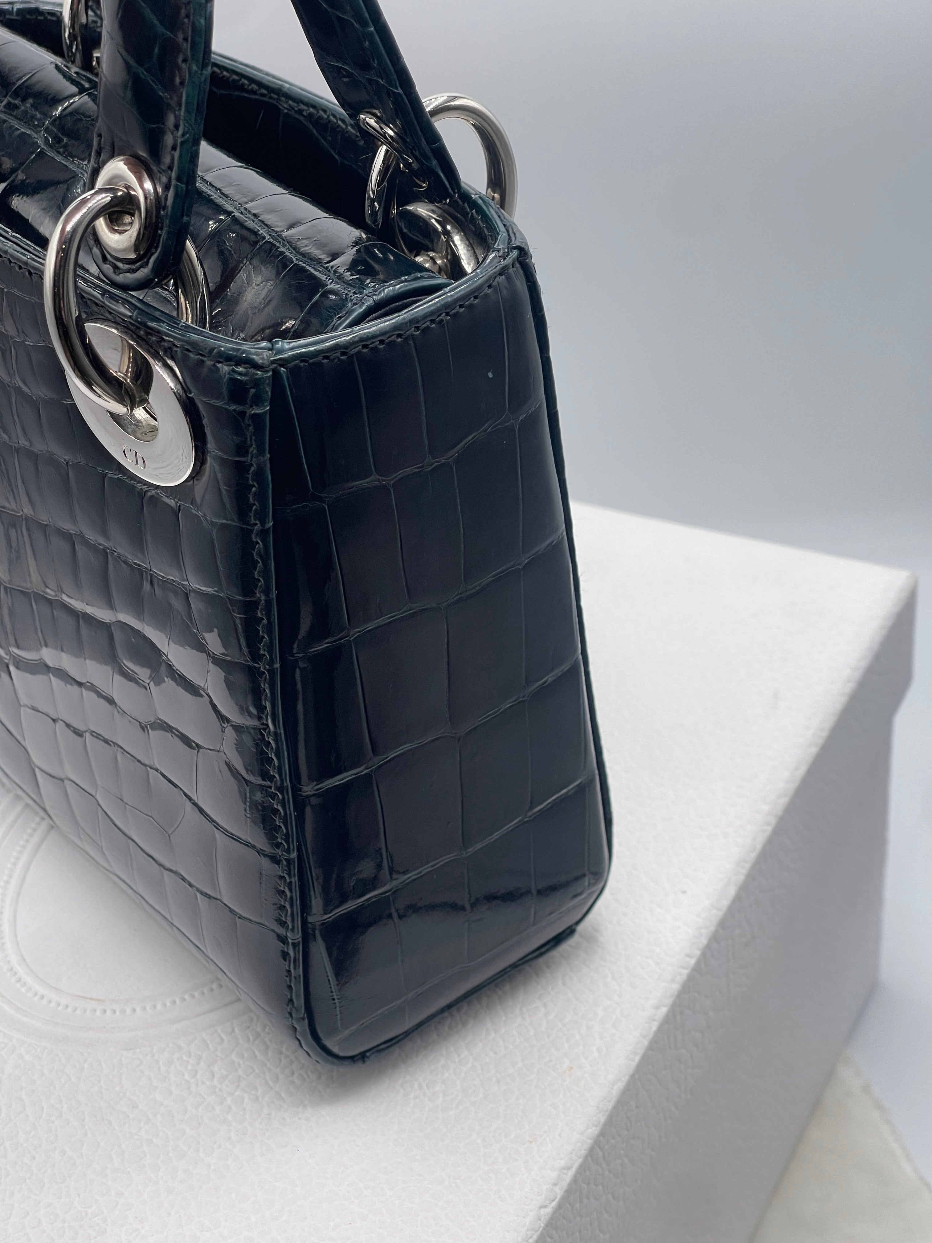 Dior - Sac mini Lady Dior Alligator small bleu navy