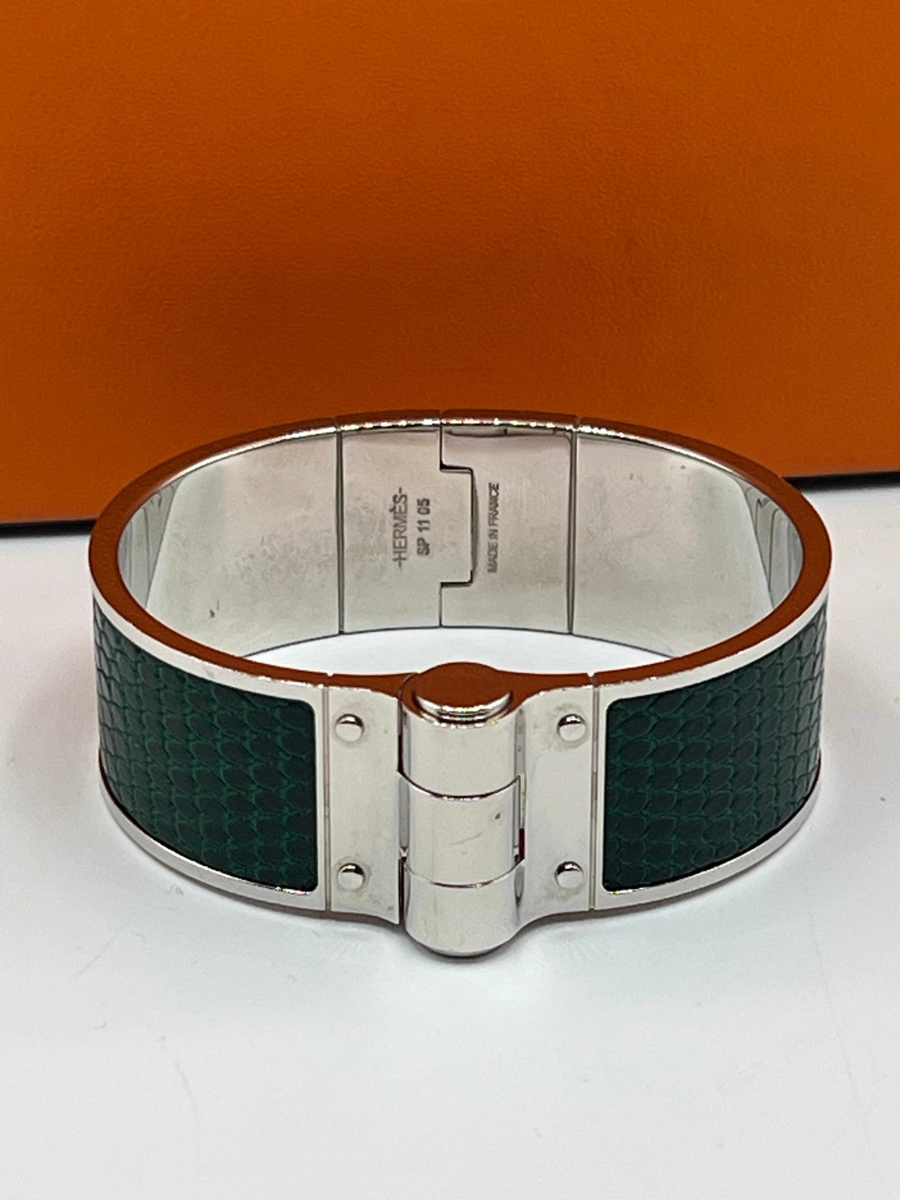 Hermès - bracelet charnière lézard vert