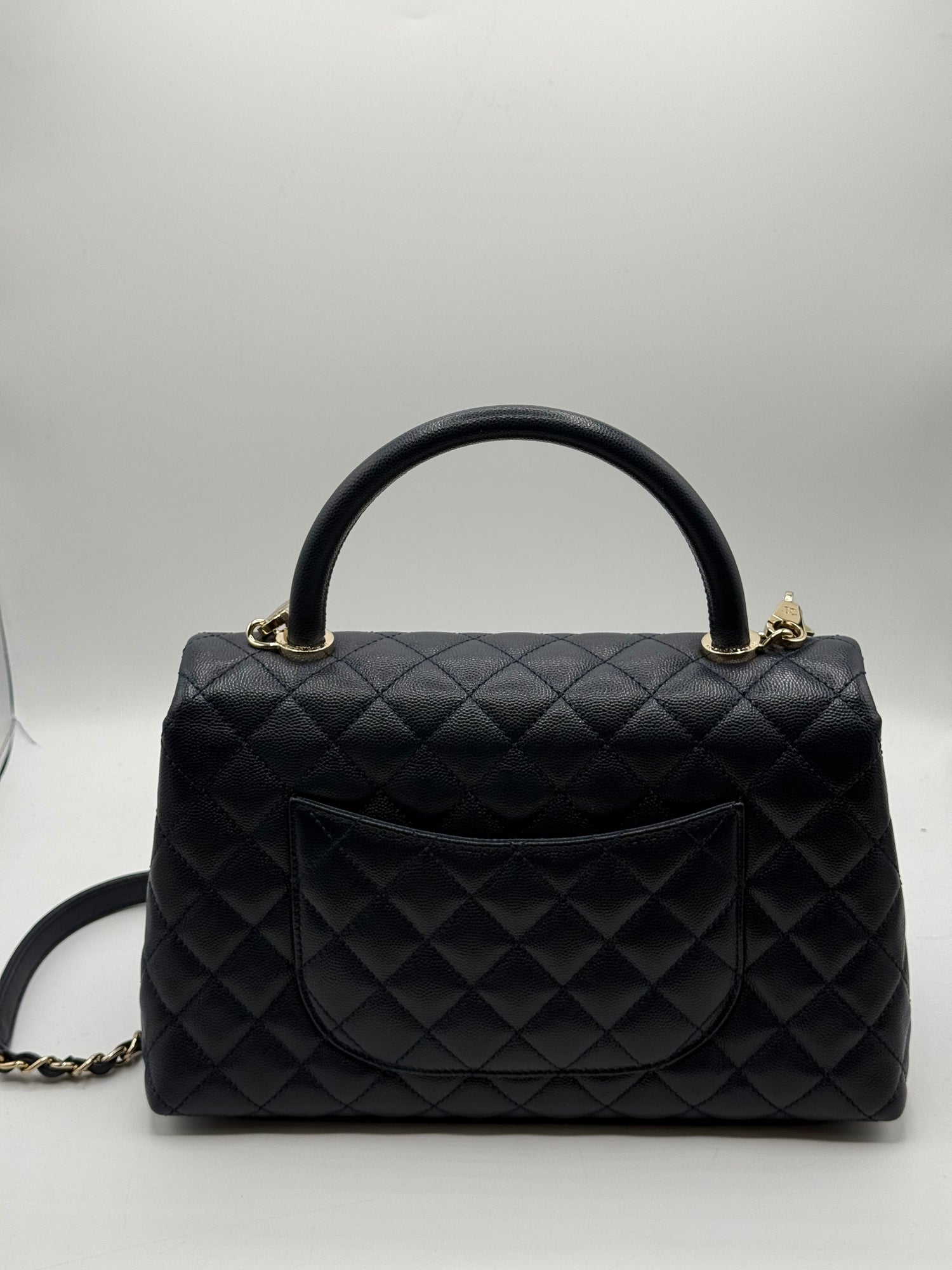 Chanel - Sac coco handle cuir caviar bleu