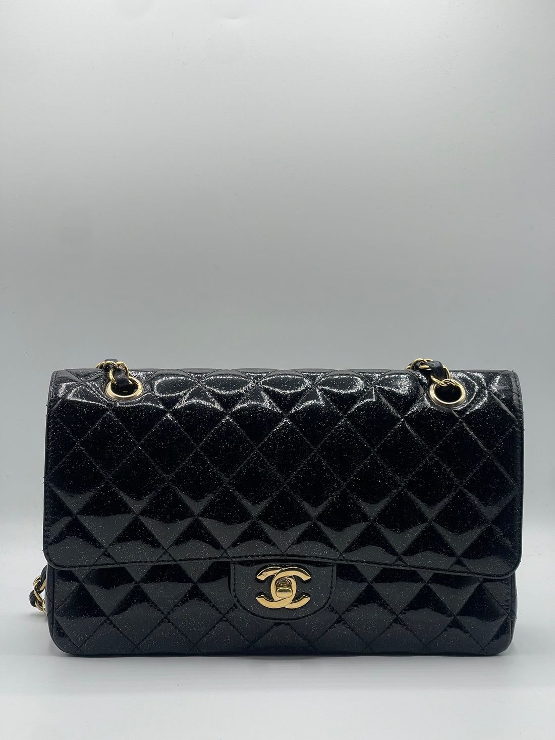 Chanel - Sac 11.12 Timeless noir verni pailleté